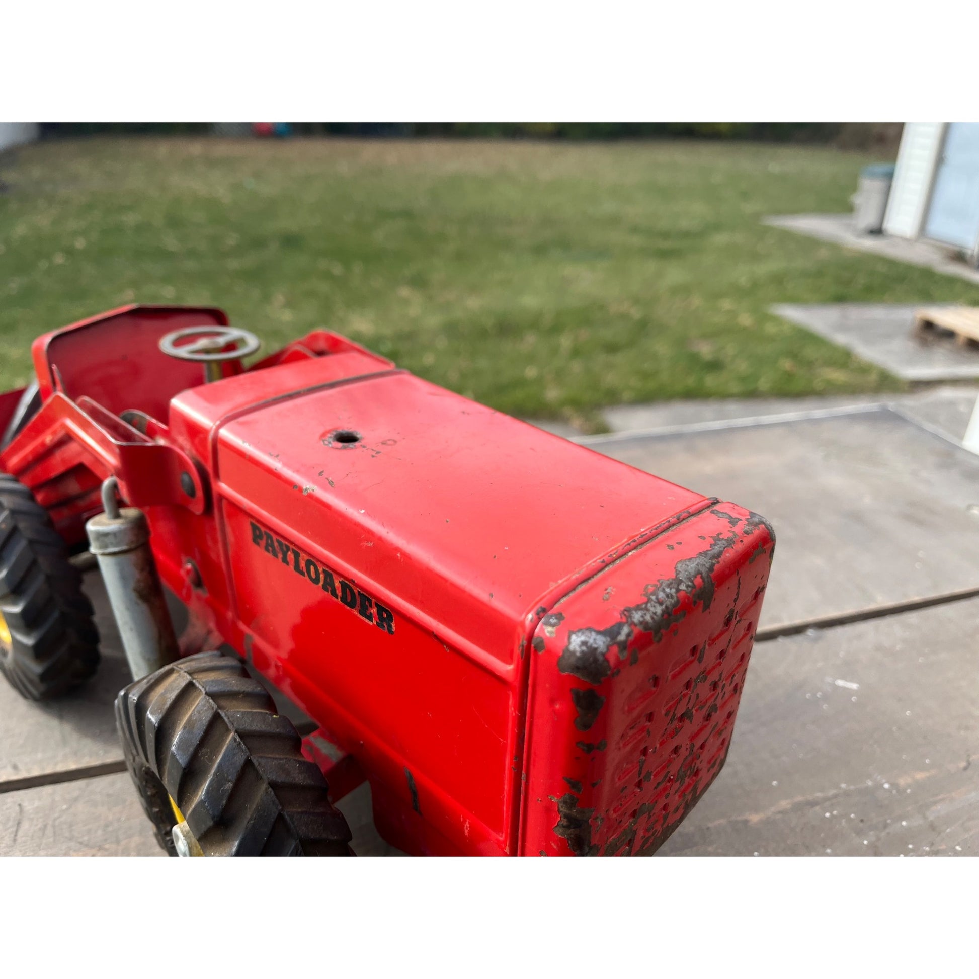 Vintage 1950s Vintage Nylint Hough Hydraulic Payloader #1600 Pressed Steel
