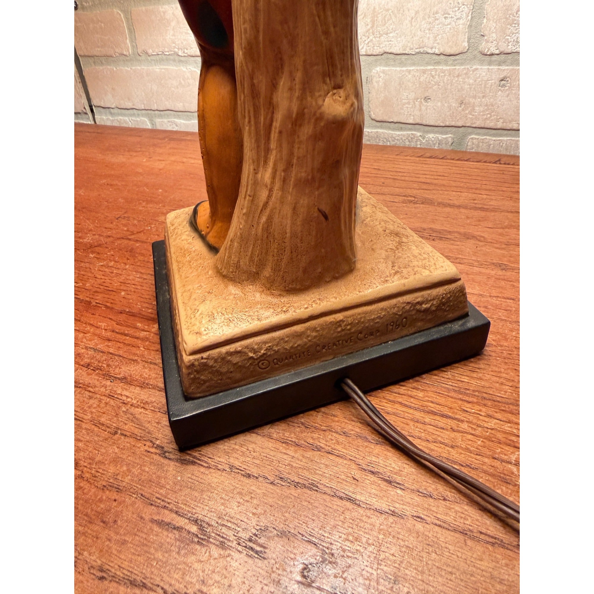 1960s Quartite Chalkware Table Lamp Colonial Soldier Revolutionary War W/ Shade Mid Century