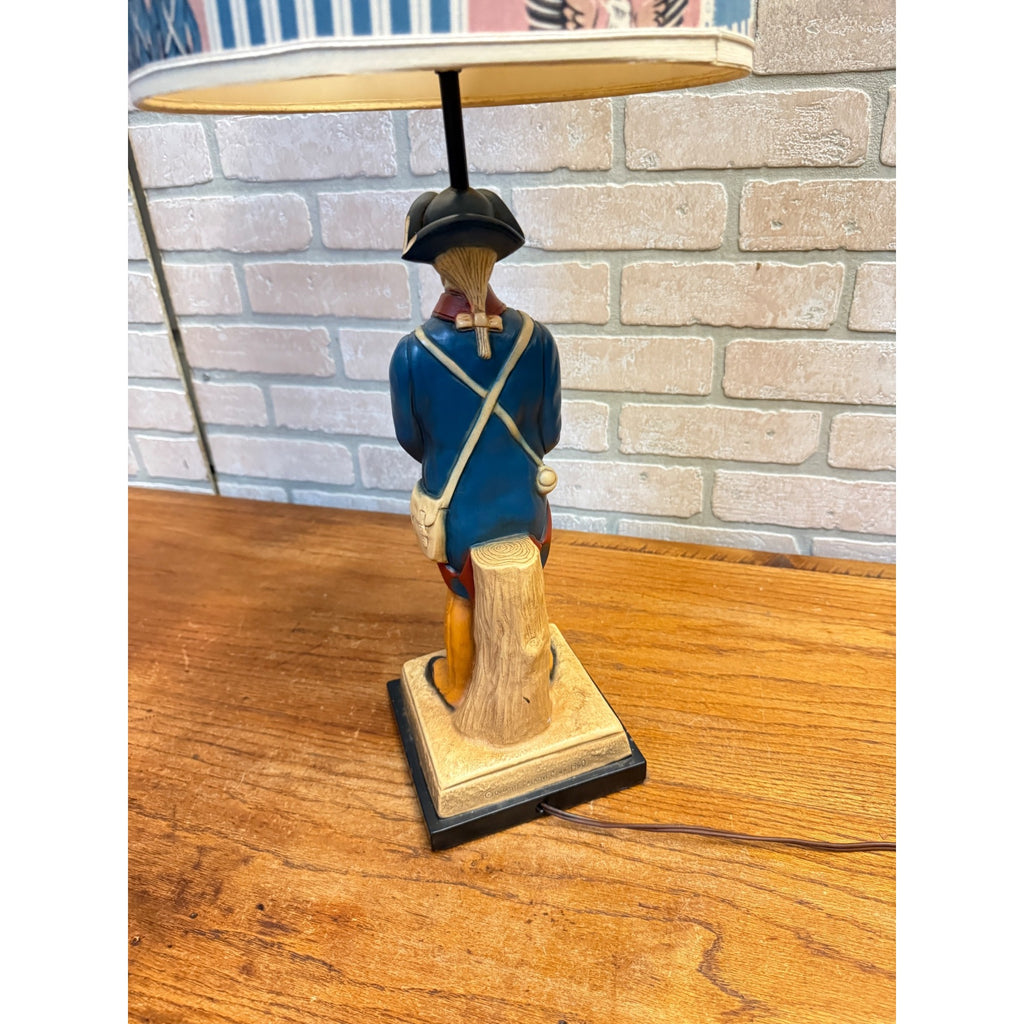 1960s Quartite Chalkware Table Lamp Colonial Soldier Revolutionary War W/ Shade Mid Century