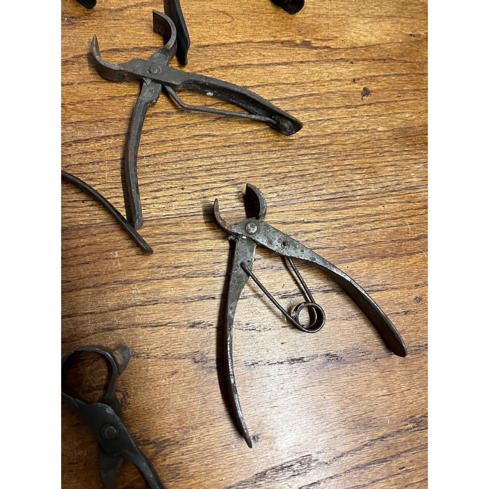 Lot Antique Blacksmith Forged Farrier Hoof Nippers Tinsmith Pliers Hand Tools
