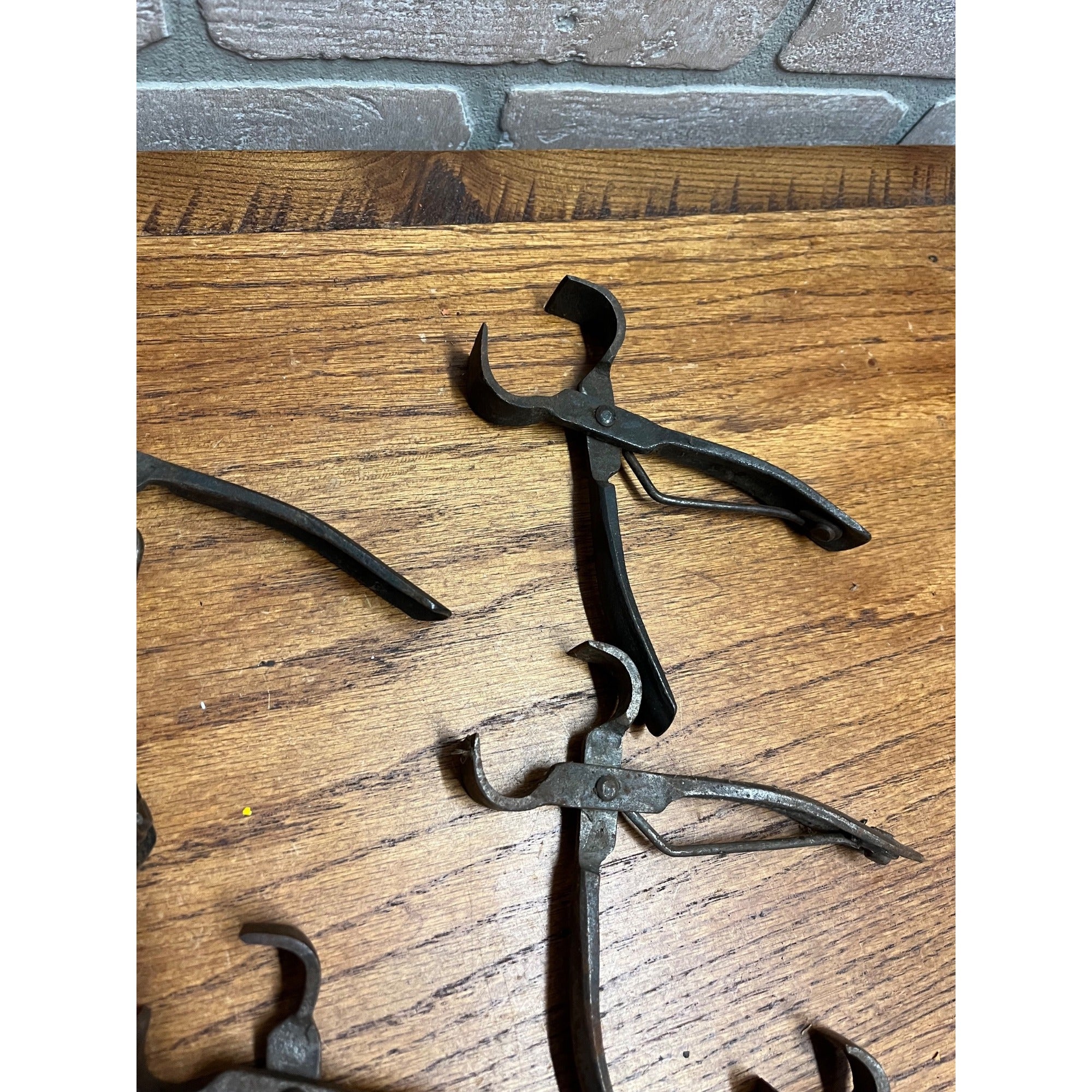 Lot Antique Blacksmith Forged Farrier Hoof Nippers Tinsmith Pliers Hand Tools