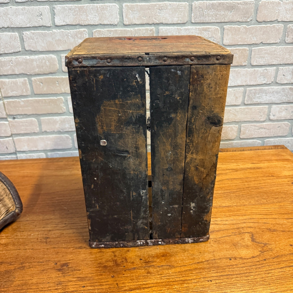 Vintage GRAF'S Fine Beverages Wood Soda Case Crate Milwaukee Wis Root Beer