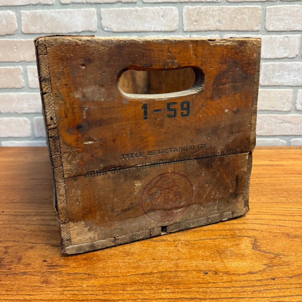 Vintage GRAF'S Fine Beverages Wood Soda Case Crate Milwaukee Wis Root Beer