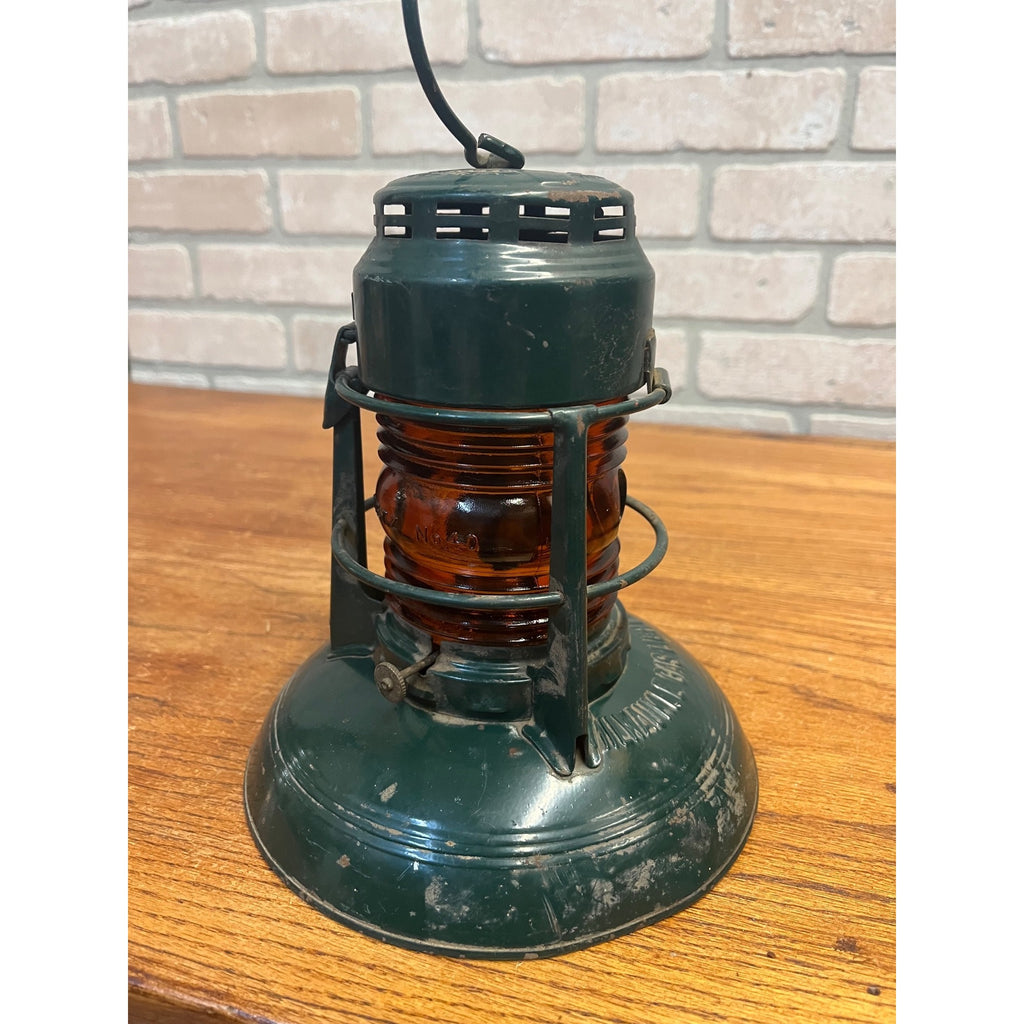 Vintage Dietz No 40. Milwaukee Gas Light Co Amber Traffic Railroad Lantern Green