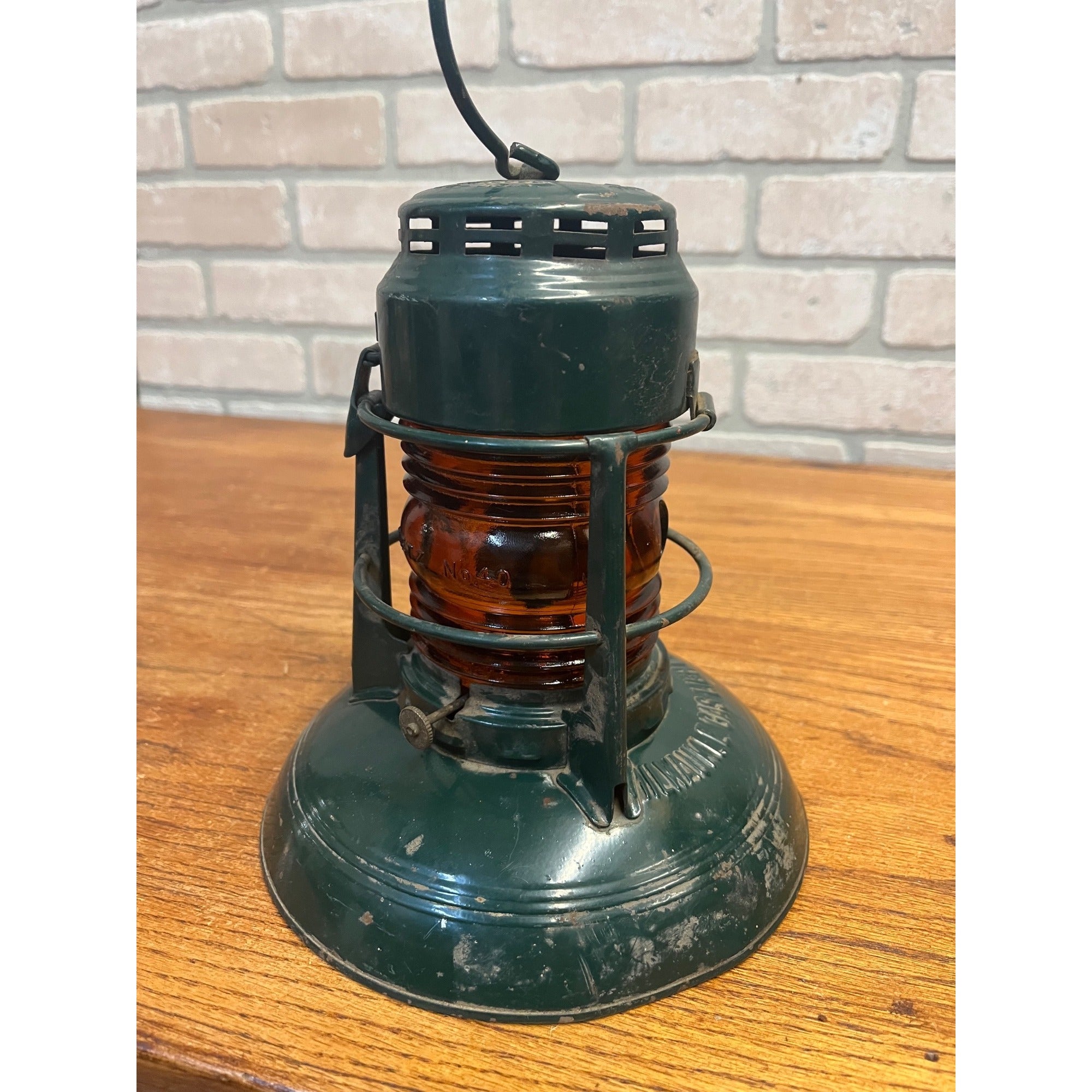 Vintage Dietz No 40. Milwaukee Gas Light Co Amber Traffic Railroad Lantern Green