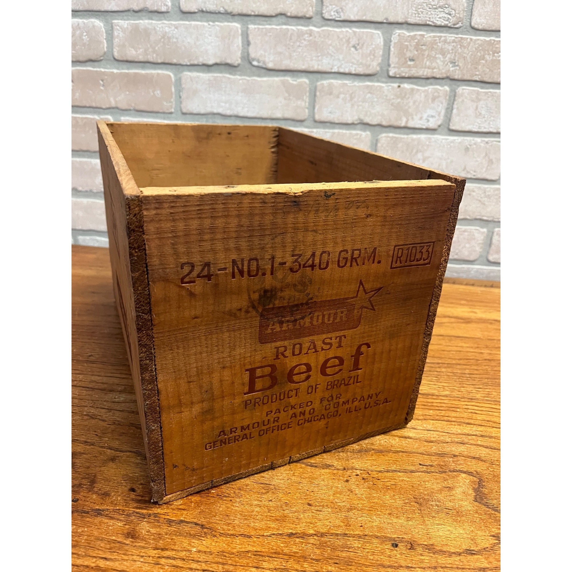 Vintage Armour Star Roast Beef SP Advertising Wooden Box Crate Chicago IL