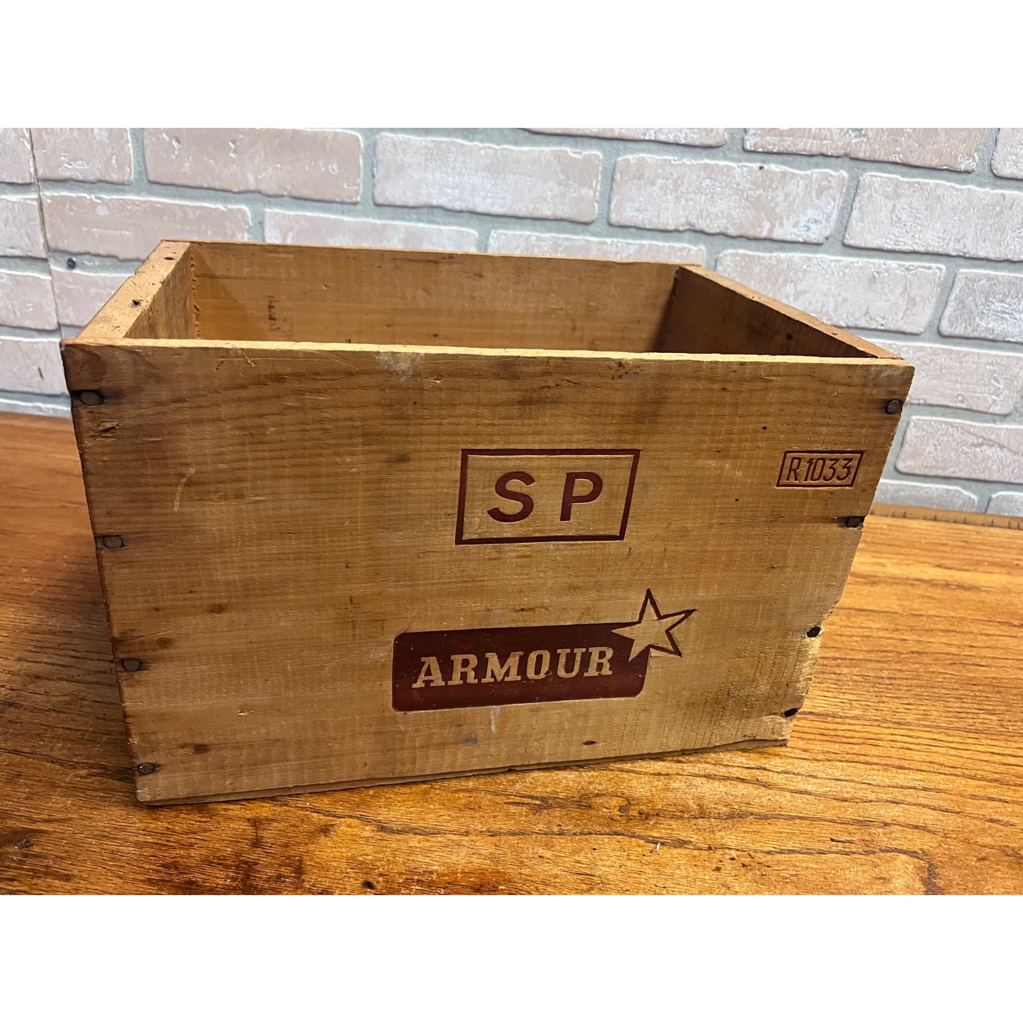 Vintage Armour Star Roast Beef SP Advertising Wooden Box Crate Chicago IL