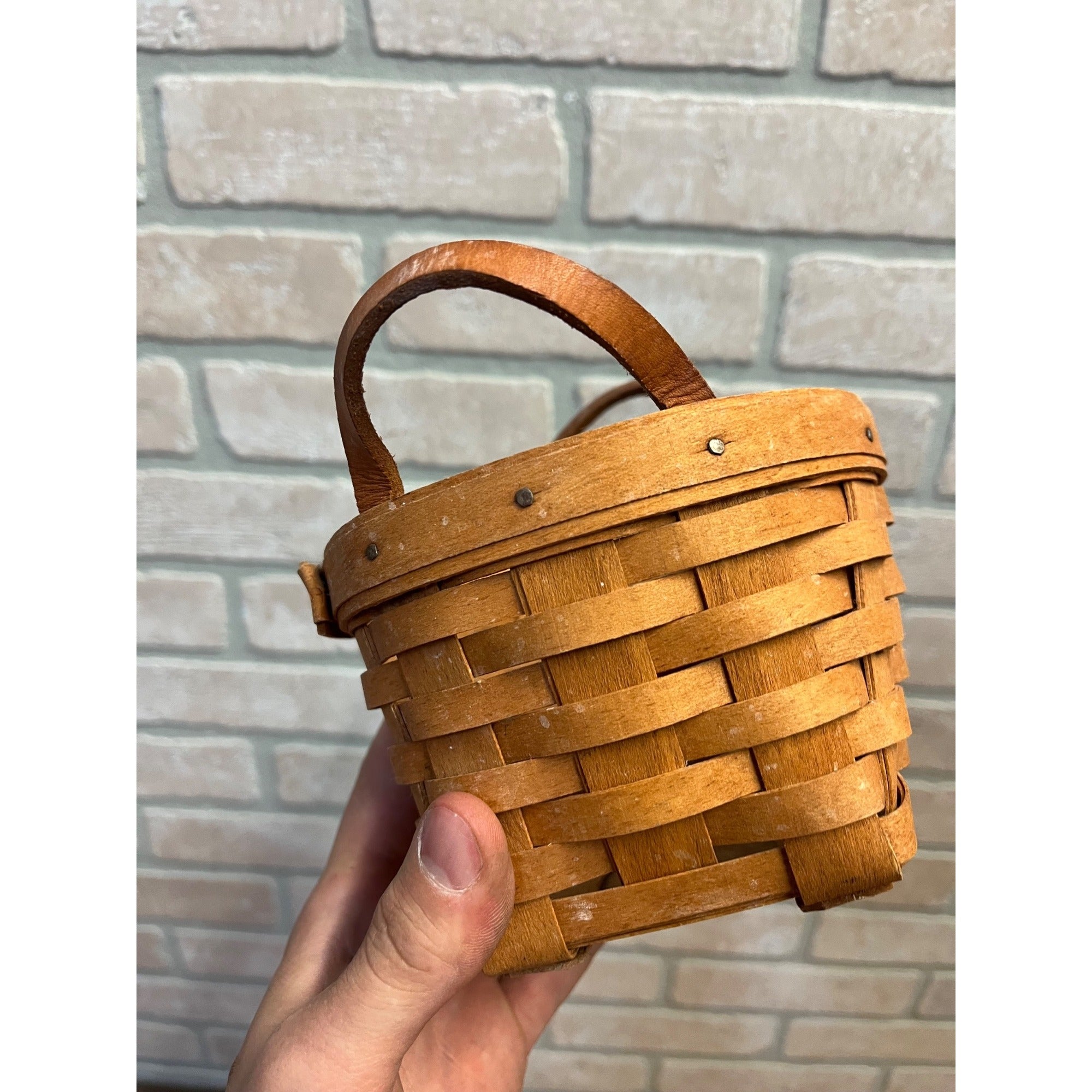 Vintage Small 5.5" Longaberger Basket w/ Leather Handles Dresden OH Signed 1990