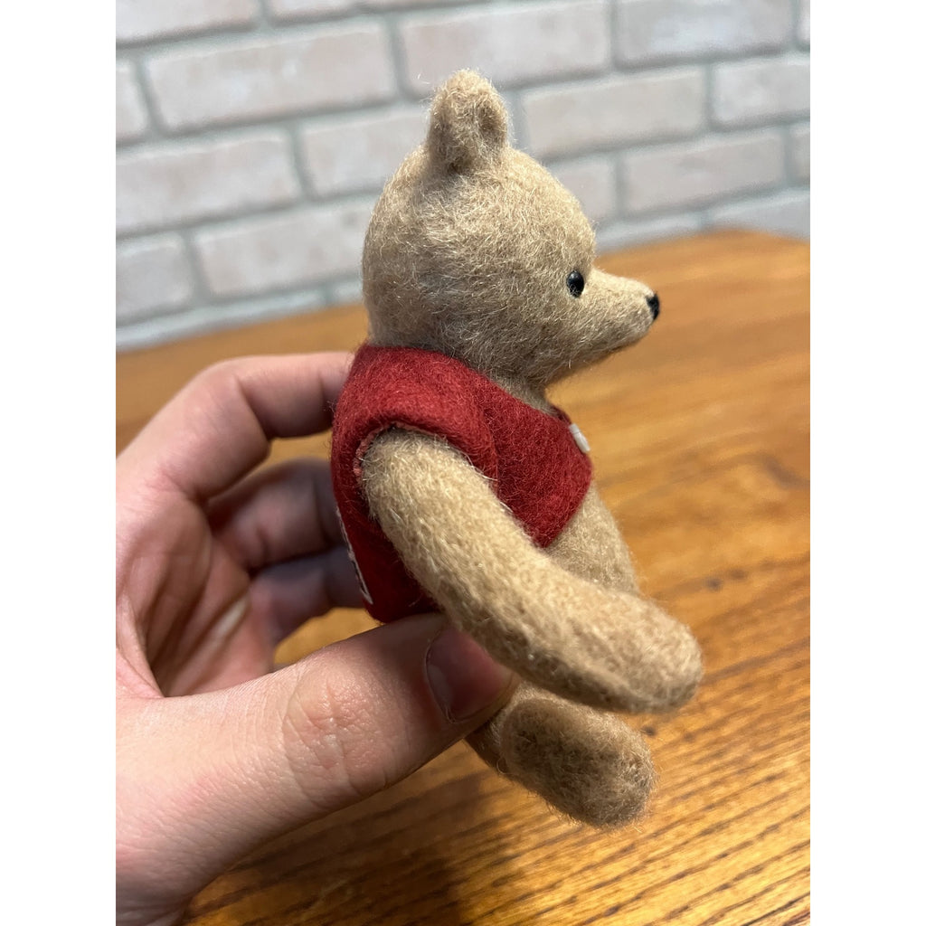 Winnie the Pooh 4" Character Doll Mohair R. John Wright Pocket Series