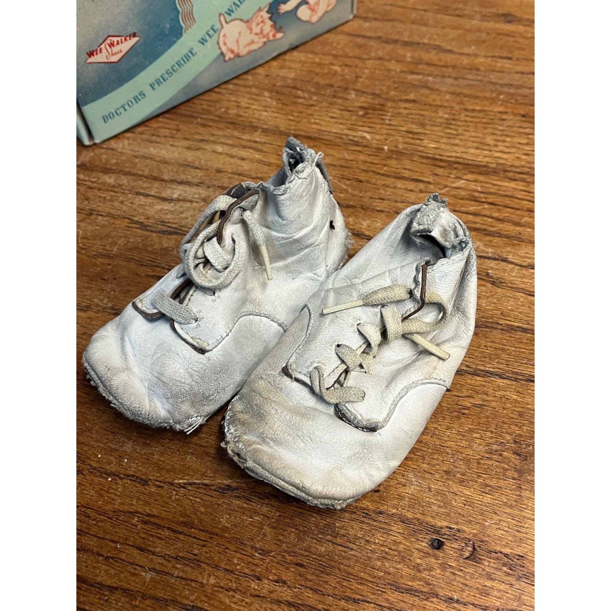 Vintage Wee-Walker Baby Shoes Infant Morgan Shoe Co. Carlyle IL - Original Box