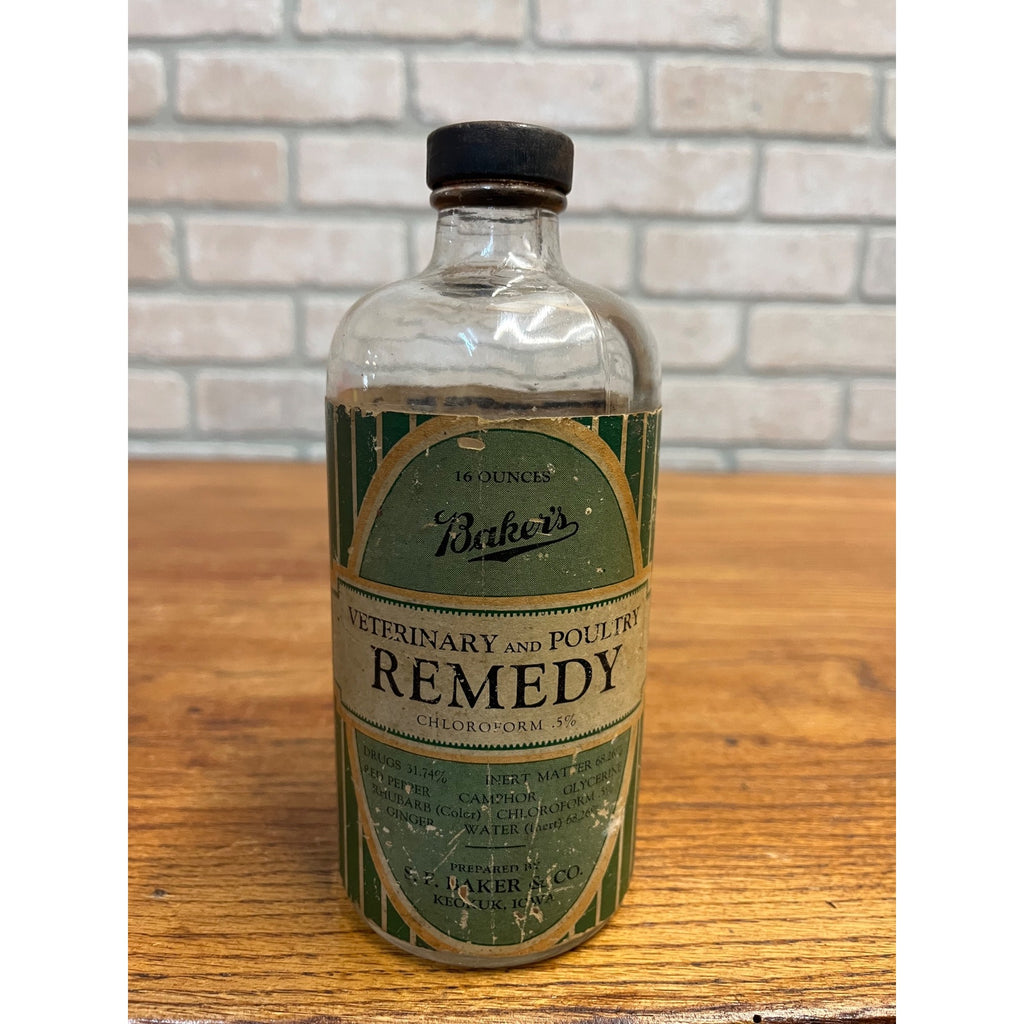 Vintage Bakers Veterinary & Poultry Remedy Medicine Keokuk Iowa Glass Bottle