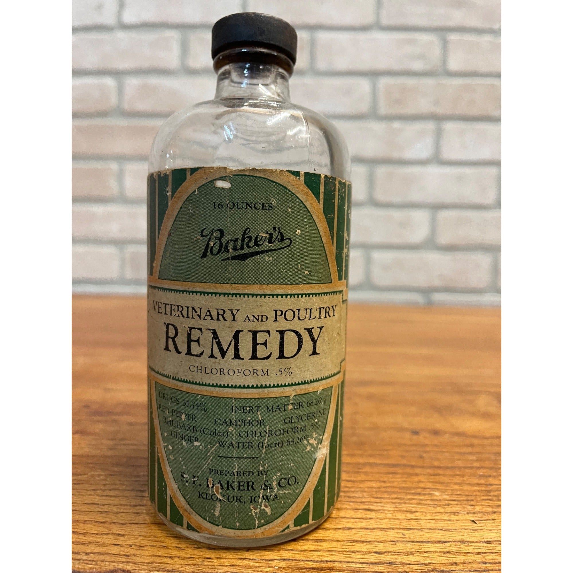 Vintage Bakers Veterinary & Poultry Remedy Medicine Keokuk Iowa Glass Bottle