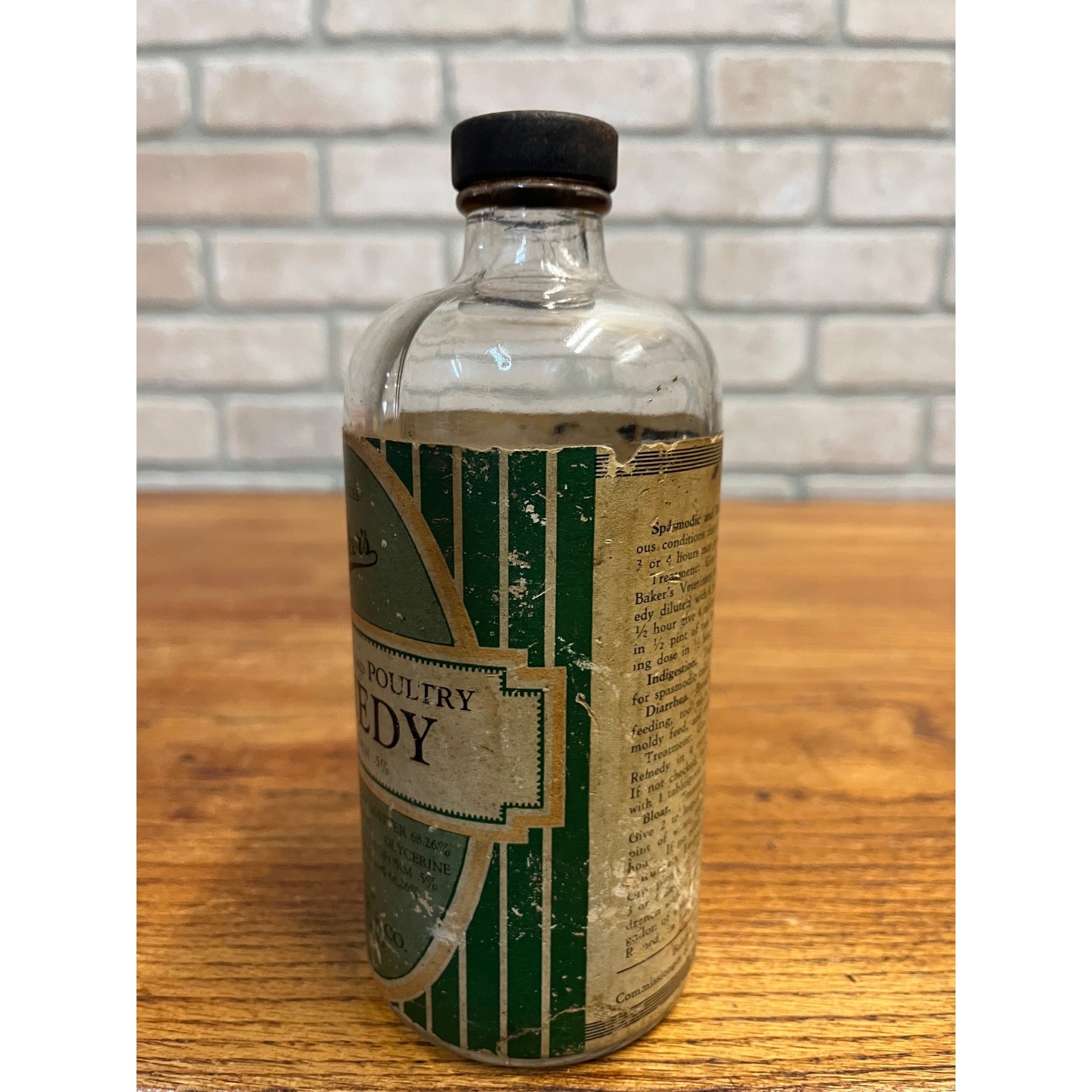 Vintage Bakers Veterinary & Poultry Remedy Medicine Keokuk Iowa Glass Bottle