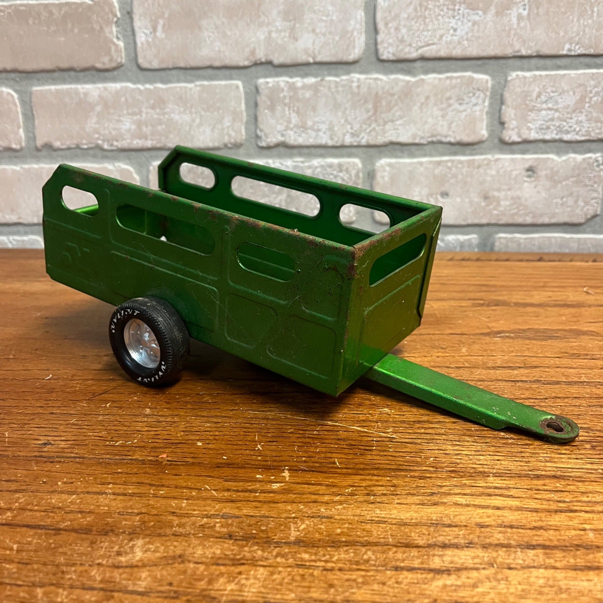 Vintage Nylint Utility Trailer Green Pressed Steel Farm Cattle