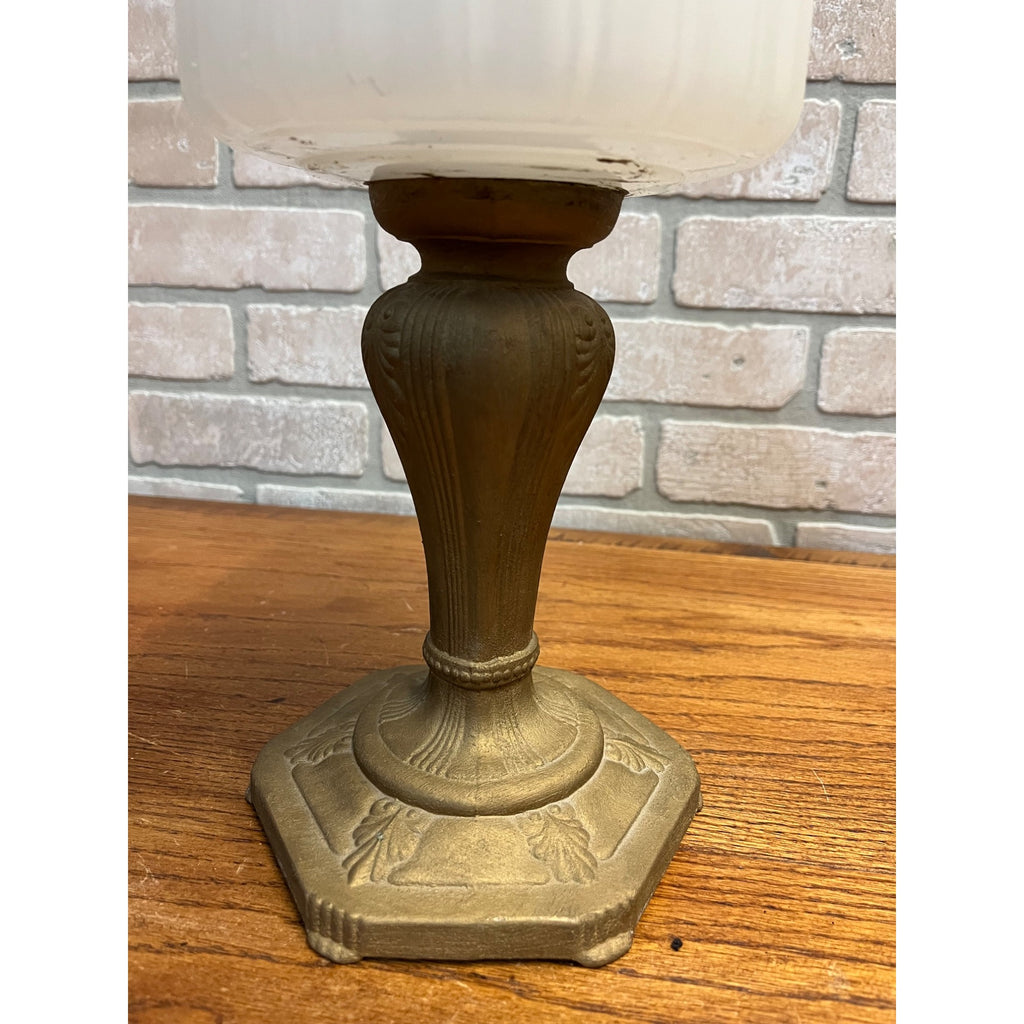 Aladdin Majestic White Moonstone Oil Lamp w/ NuType Model B Burner