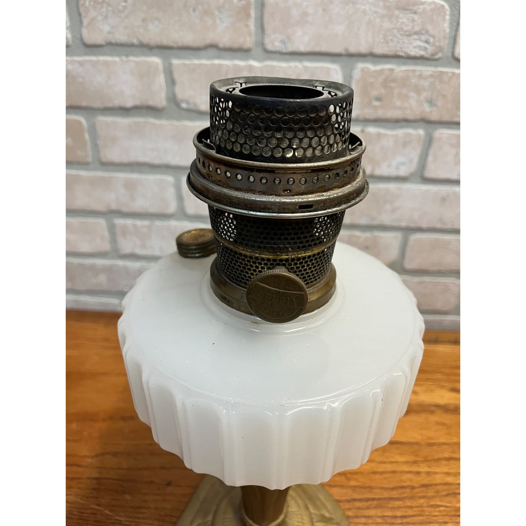 Aladdin Majestic White Moonstone Oil Lamp w/ NuType Model B Burner