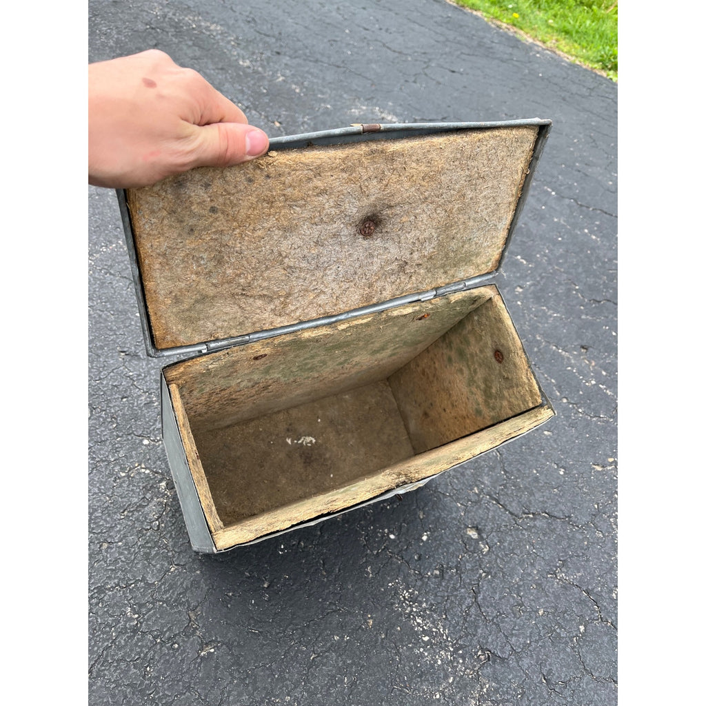 Vintage Luxerin Farms Dairy Milk Man Delivery Porch Insulated Box Fond du Lac WI