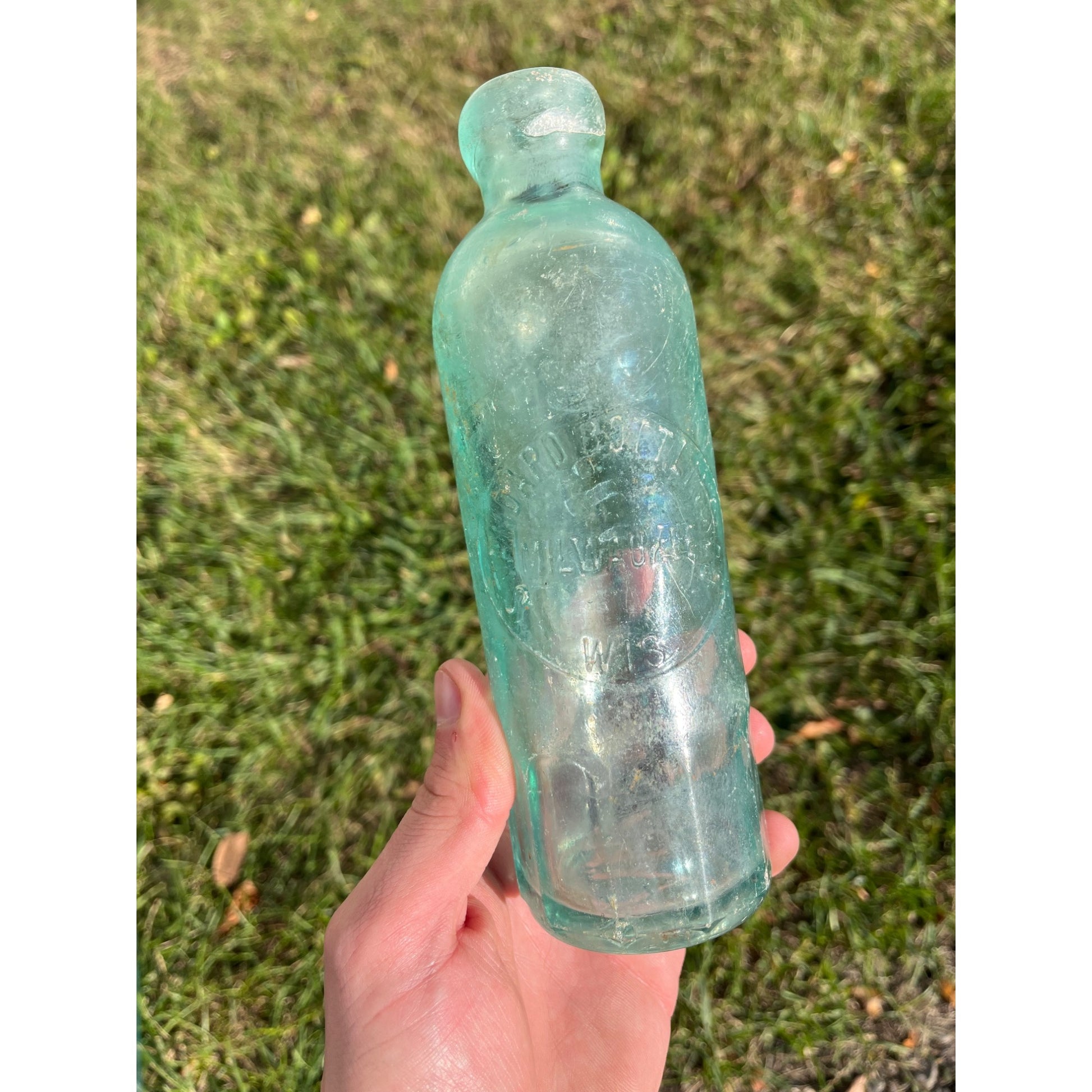 Standard Bottling Co. c1890s Milwaukee Wis Clear Soda Bottle Blob Top Hutchinson