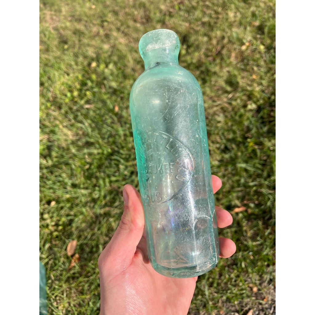 Standard Bottling Co. c1890s Milwaukee Wis Clear Soda Bottle Blob Top Hutchinson