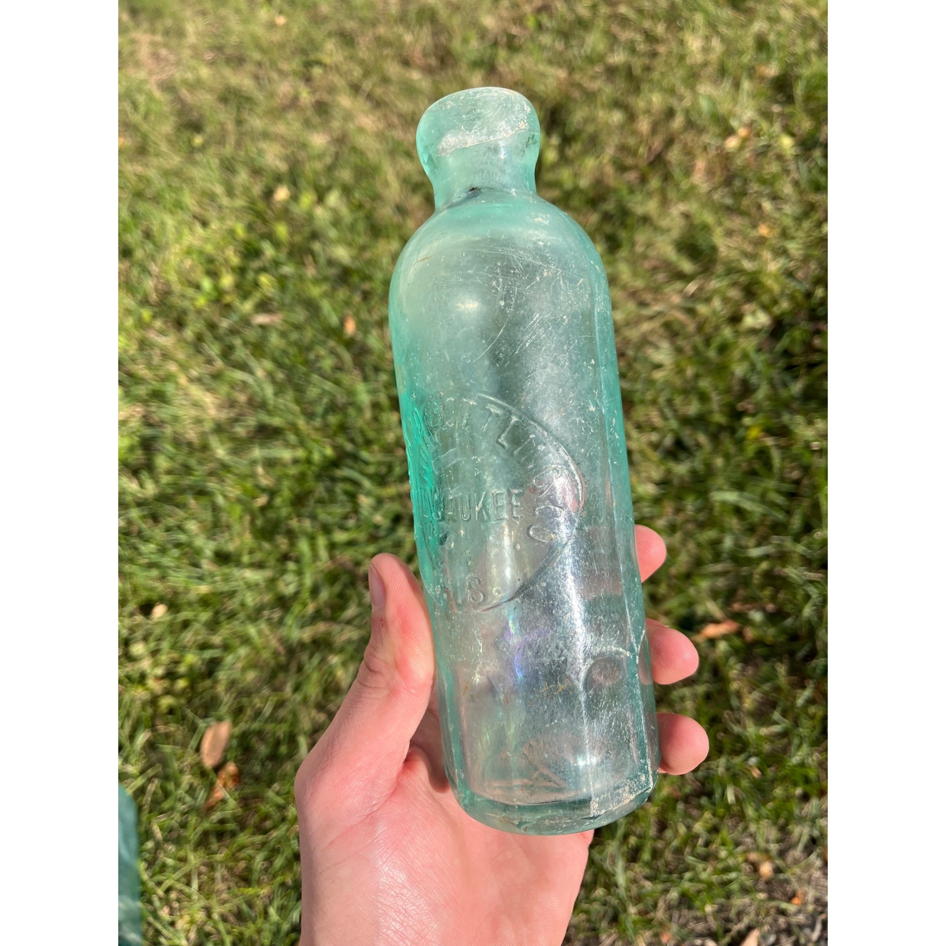 Standard Bottling Co. c1890s Milwaukee Wis Clear Soda Bottle Blob Top Hutchinson