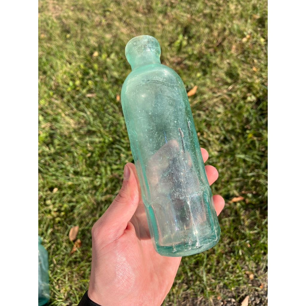 Standard Bottling Co. c1890s Milwaukee Wis Clear Soda Bottle Blob Top Hutchinson