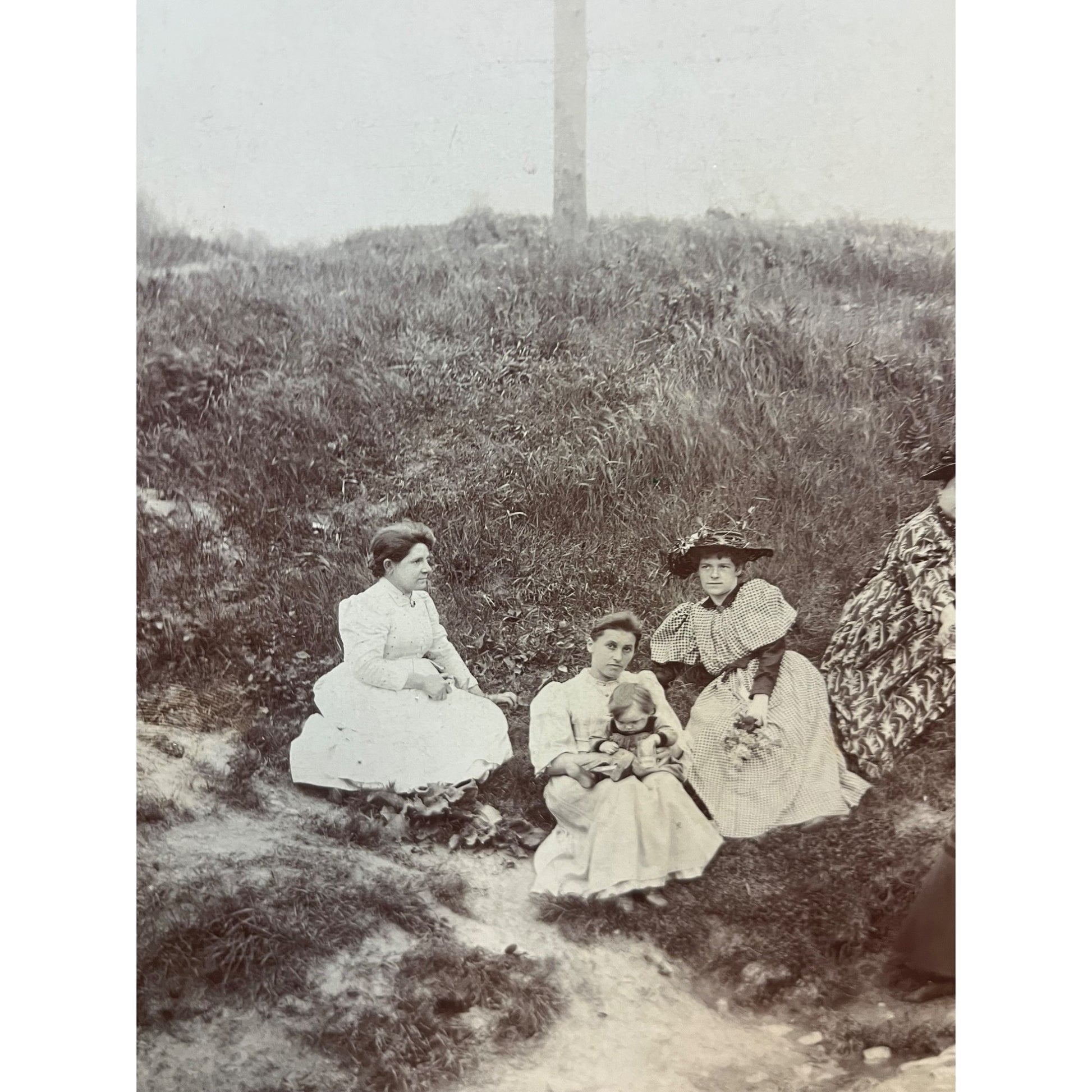 Antique Cabinet Photos (2) Family Picnic Well Dressed Beer Keg Bandtel Milwaukee