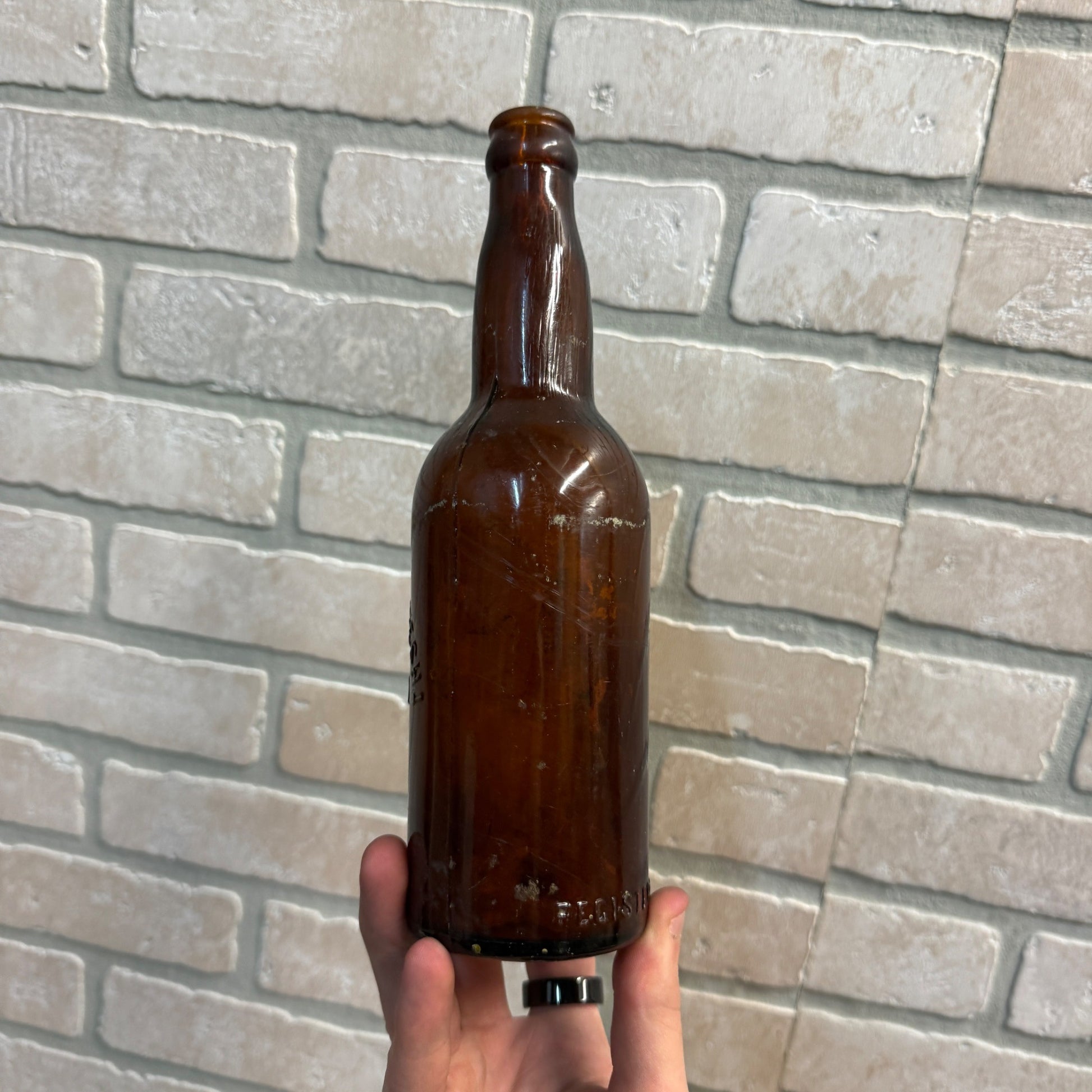 Vintage Pre-Pro Milwaukee Waukesha Brew Co. Embossed Beer Bottle Wisconsin 12oz