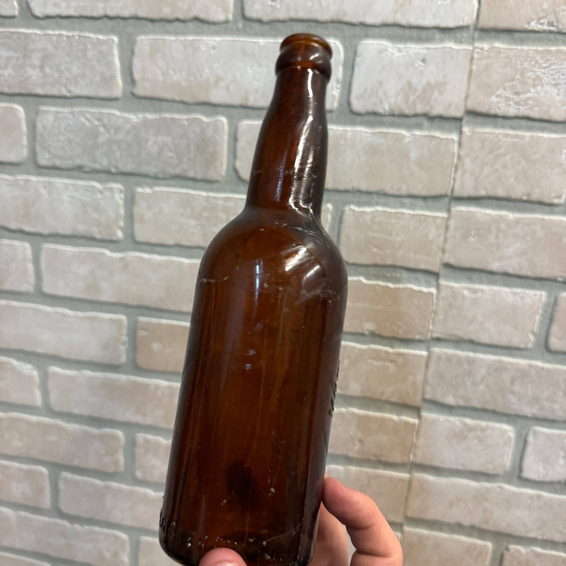Vintage Pre-Pro Milwaukee Waukesha Brew Co. Embossed Beer Bottle Wisconsin 12oz