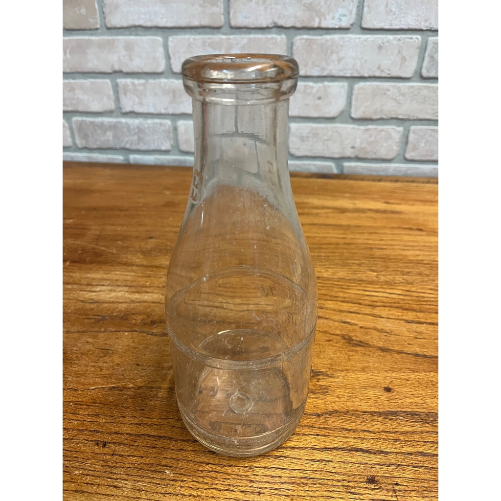 Vintage Bowman Dairy Co. Chicago, Illinois IL Embossed Milk One Quart Bottle