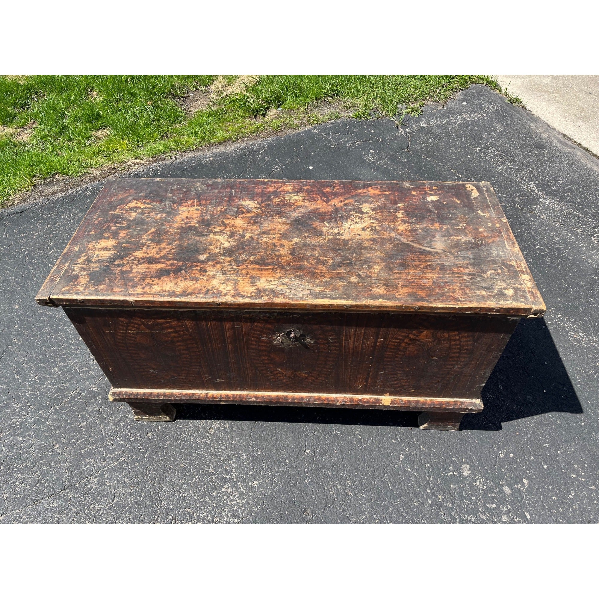 Antique Primitive 19th c. Grain Painted Carpenters Tool Chest Trunk Footed AAFA