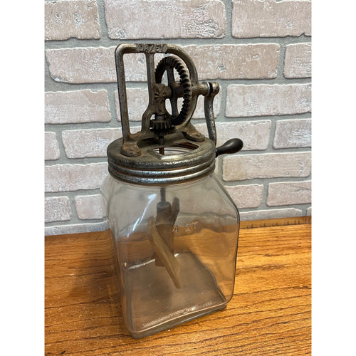 Vintage Antique Dazey Glass Jar Butter Churn Hand Crank 4 Qt. Wooden Beaters