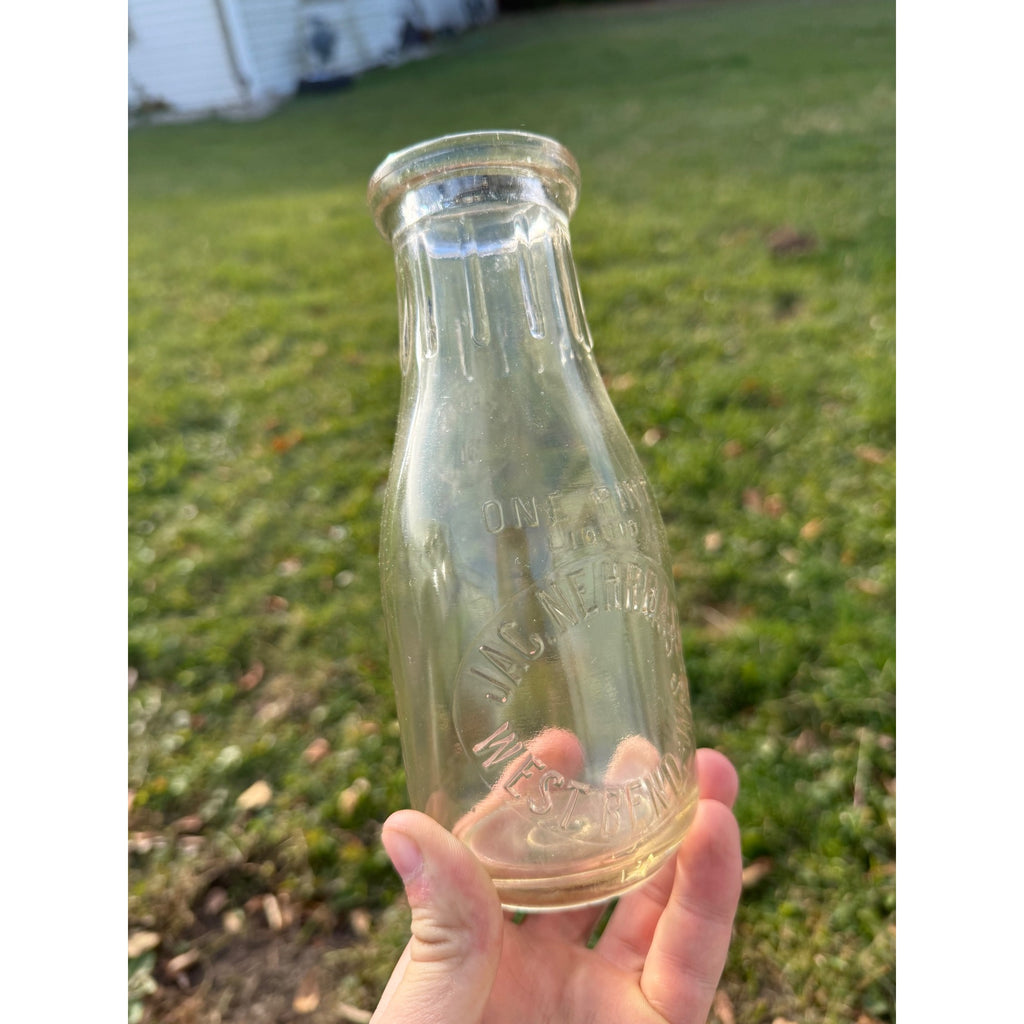 RARE Vintage Jac. Nehrbass West Bend, Wisconsin Pint Glass Milk Bottle Dairy