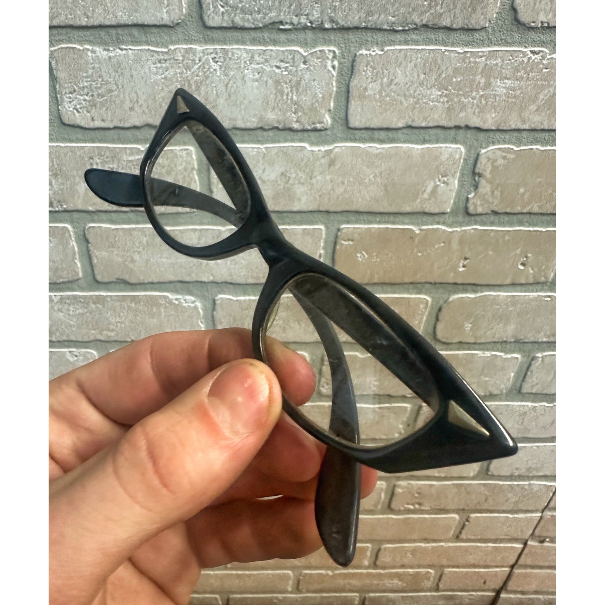 Vintage 1950s Bausch & Lomb Eyeglasses Black Cay Eyes 5-1/4 Silver Accents