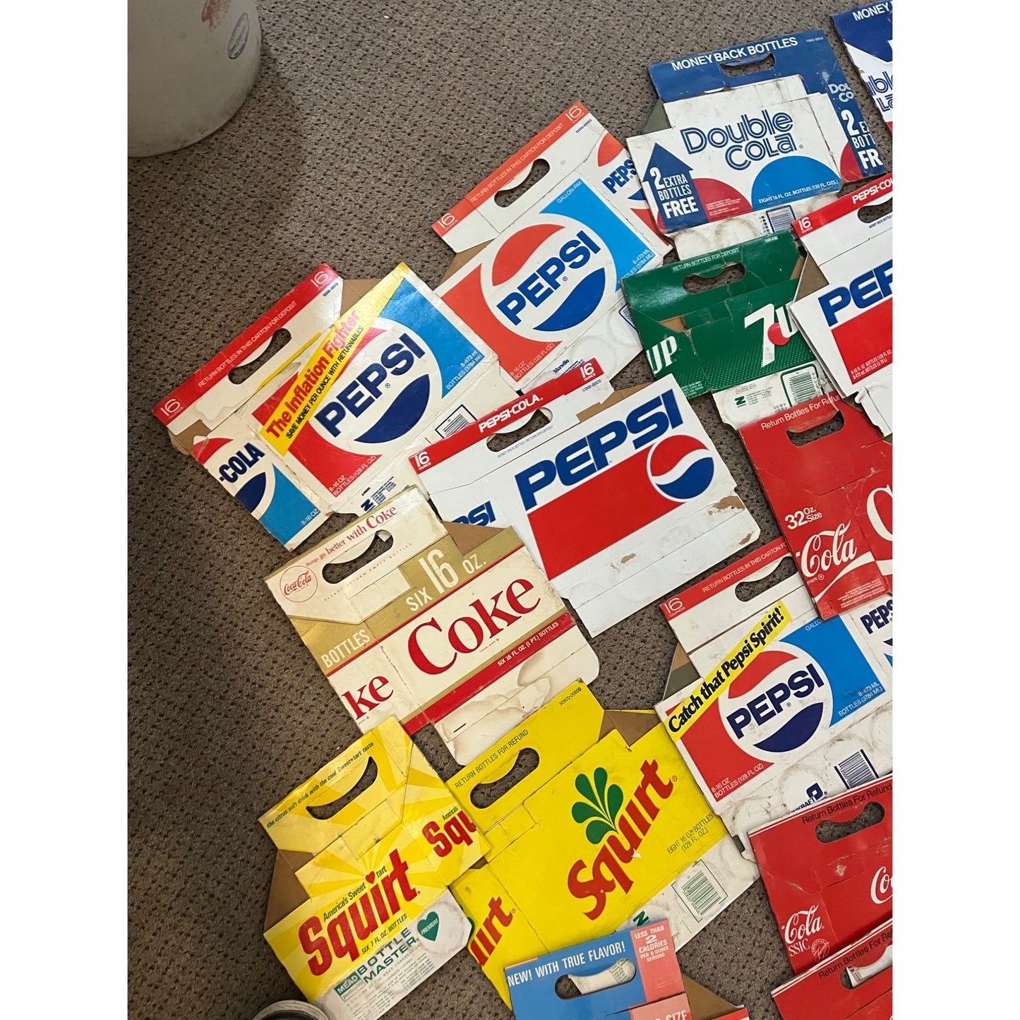 Huge Lot Soda Bottle Cardboard Carriers Cases 6-Pack Coca Cola Pepsi 7up ++