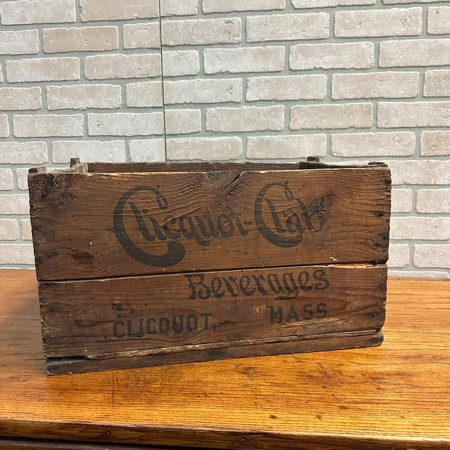 Early Clicquot Club Beverages Soda Bottle Wooden Crate Clicquot Mass Box