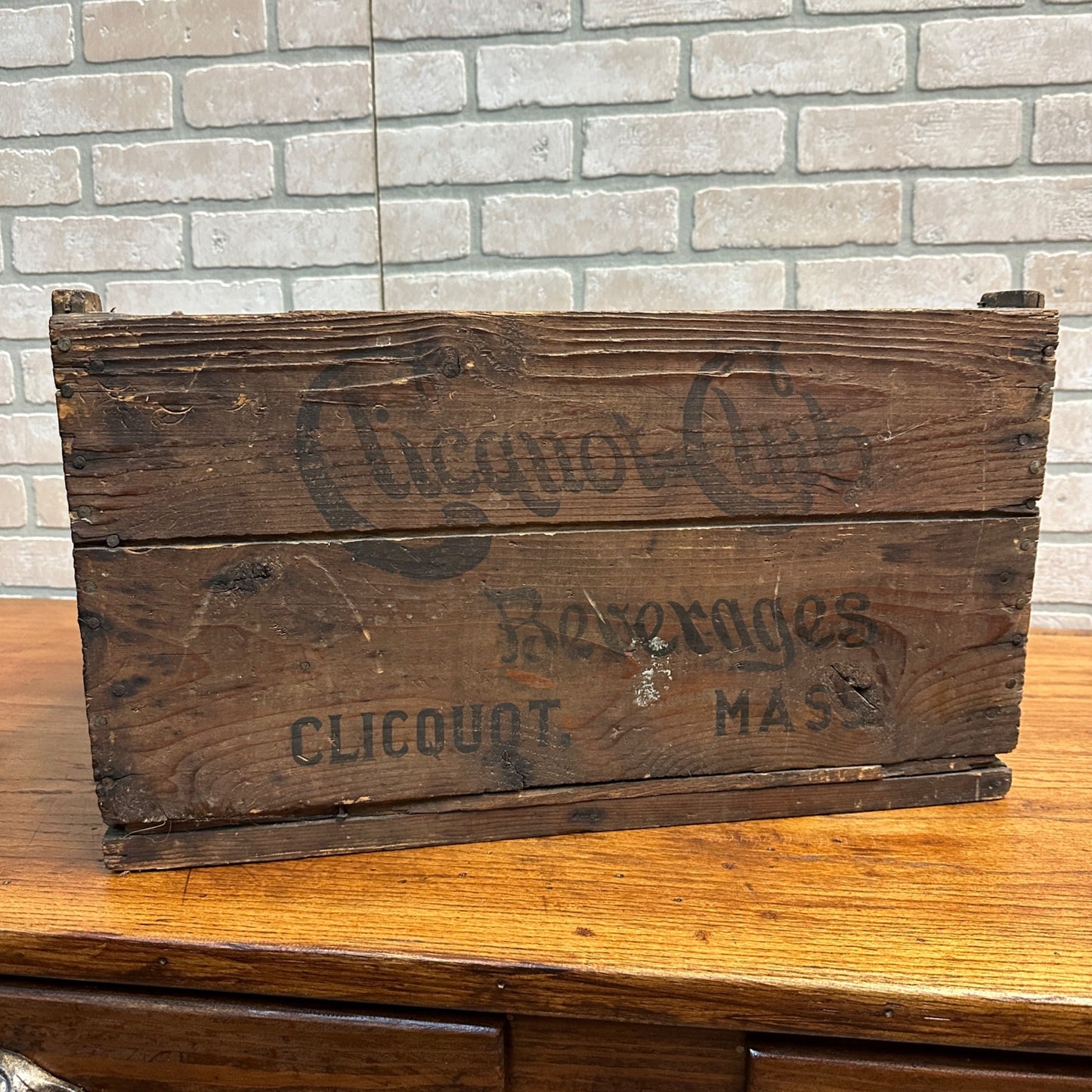 Early Clicquot Club Beverages Soda Bottle Wooden Crate Clicquot Mass Box