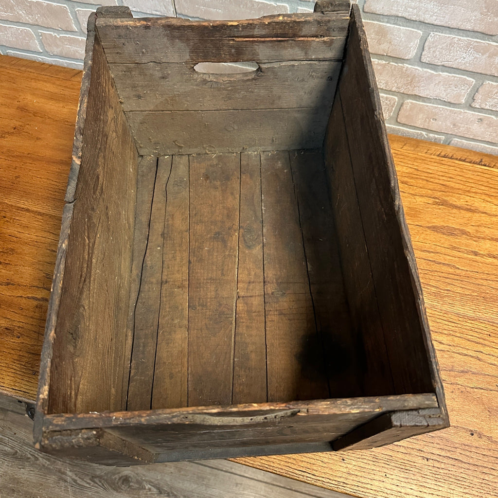 Early Clicquot Club Beverages Soda Bottle Wooden Crate Clicquot Mass Box