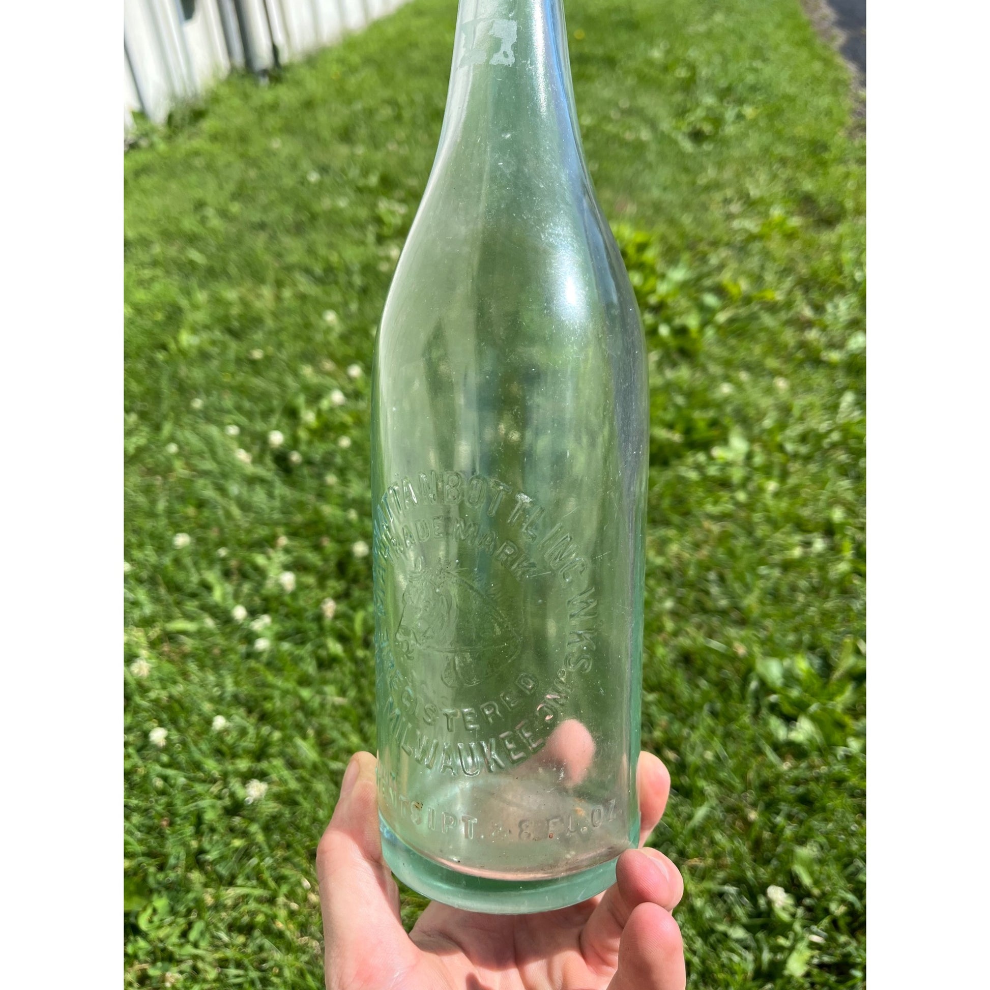 Vintage Manhattan Bottling Works Milwaukee Wis Quart Bottle Wisconsin Horse