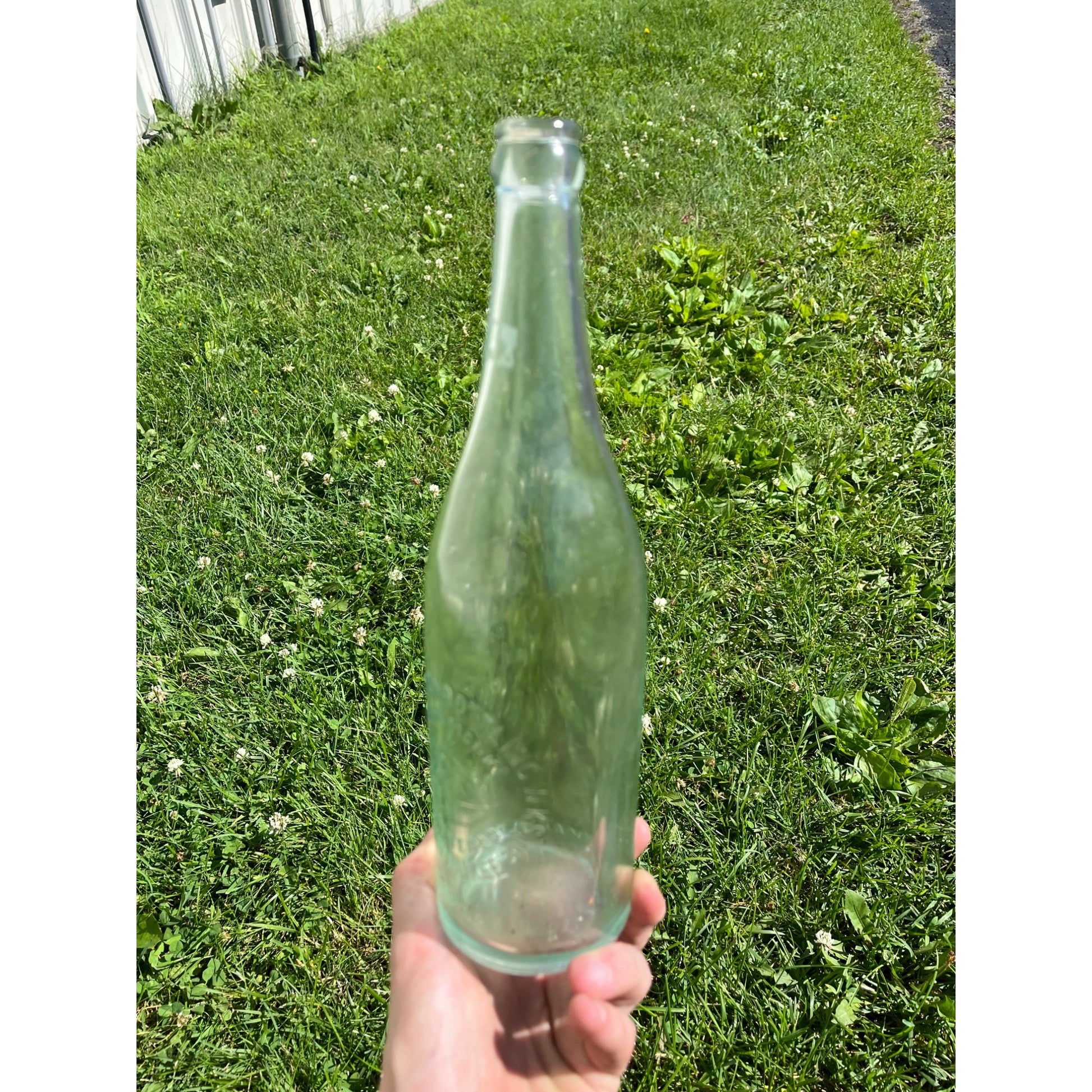 Vintage Manhattan Bottling Works Milwaukee Wis Quart Bottle Wisconsin Horse