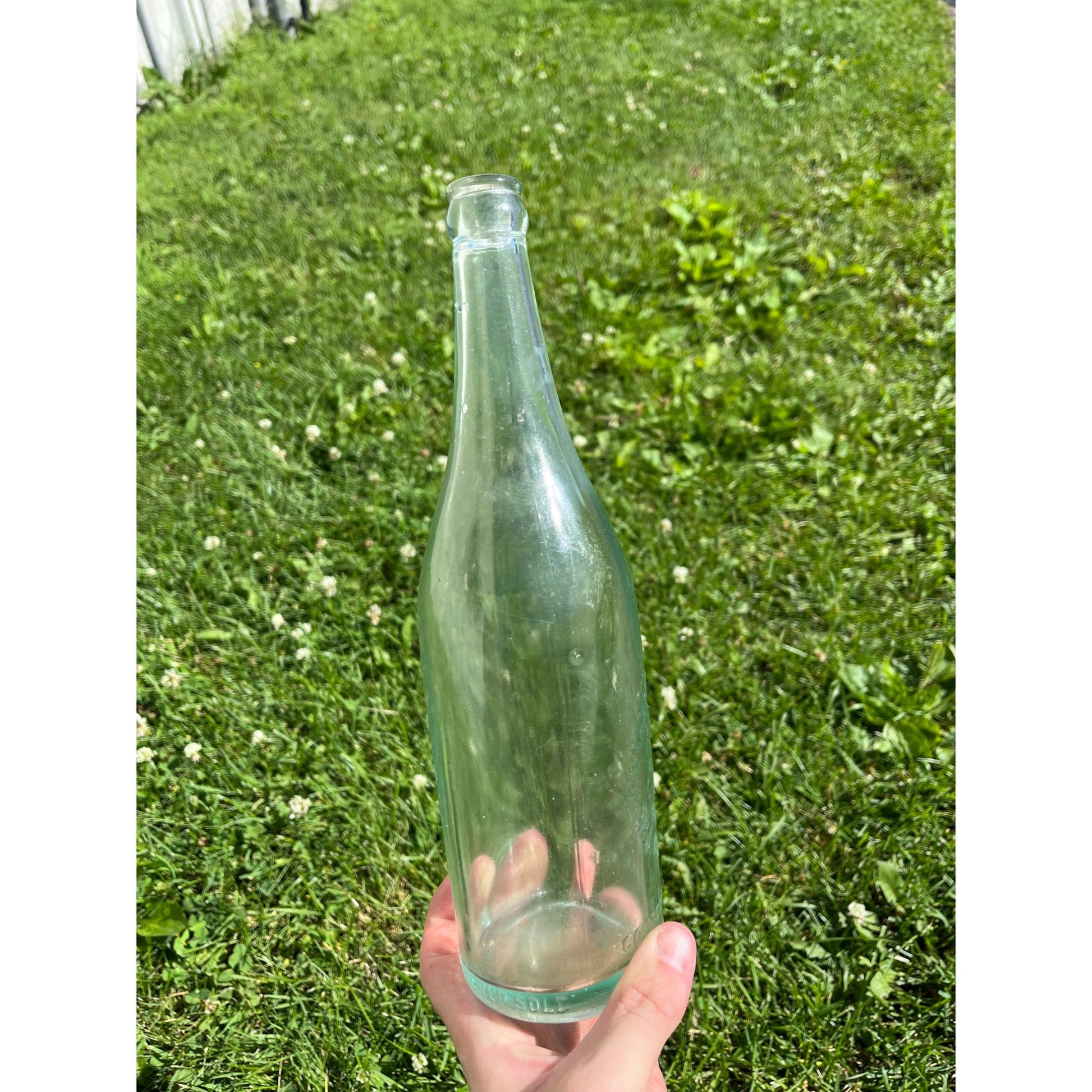 Vintage Manhattan Bottling Works Milwaukee Wis Quart Bottle Wisconsin Horse