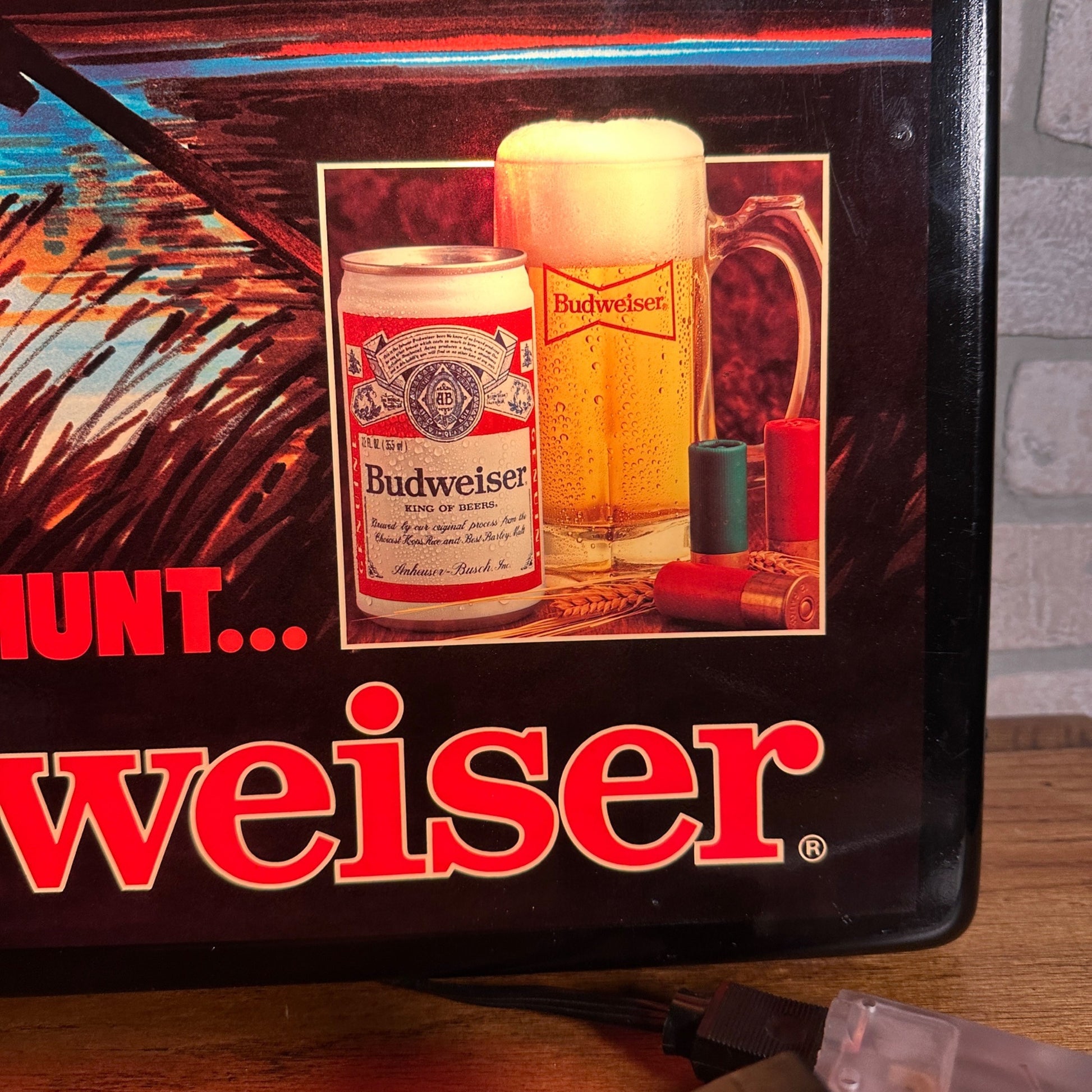 Vintage 1980s Budweiser Beer Deer Hunting Lighted Bar Advertising Sign