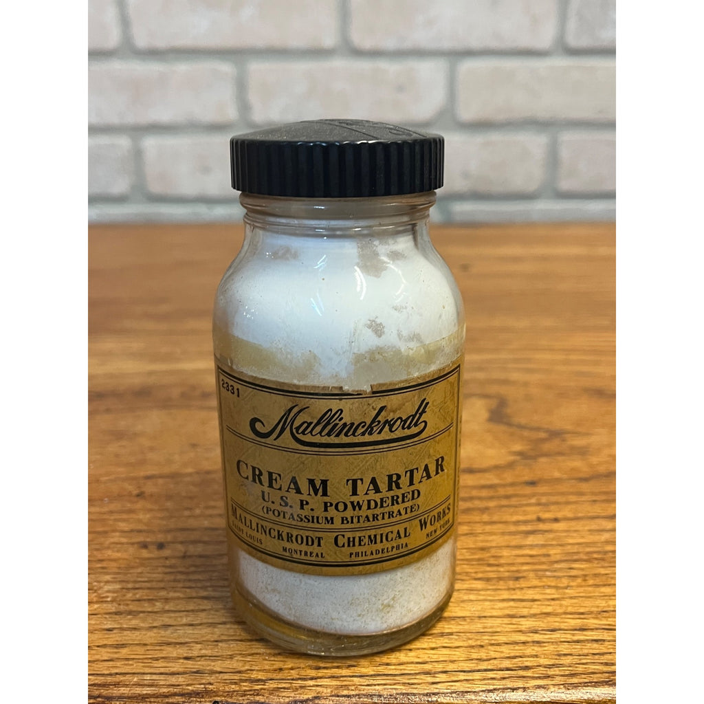 Vintage Mallinckrodt Cream of Tartar USP Pharmacy Chemical Reagent Bottle Drug Store