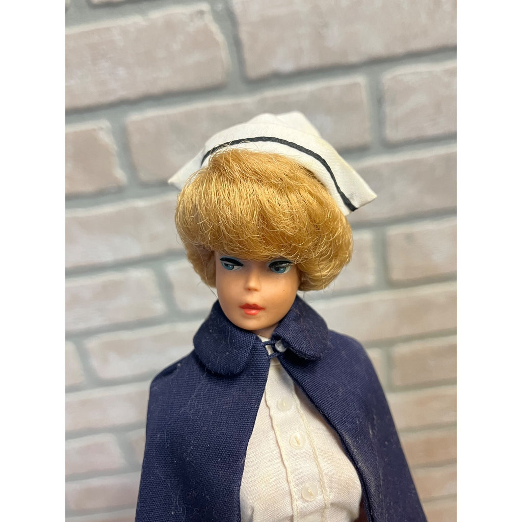 Vintage Barbie Lot 1960 #4 Ponytail Brunette 1964 Bubble Cut #850 + Clothes