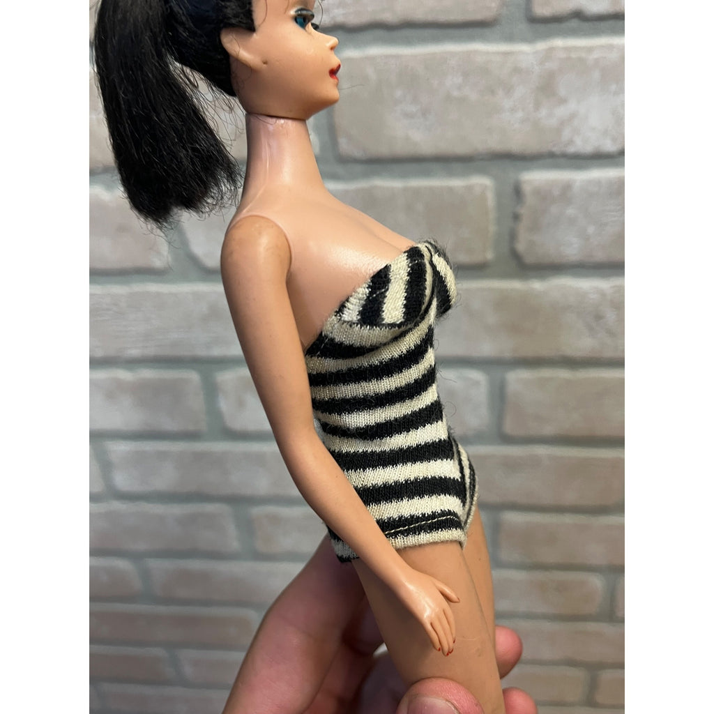 Vintage Barbie Lot 1960 #4 Ponytail Brunette 1964 Bubble Cut #850 + Clothes