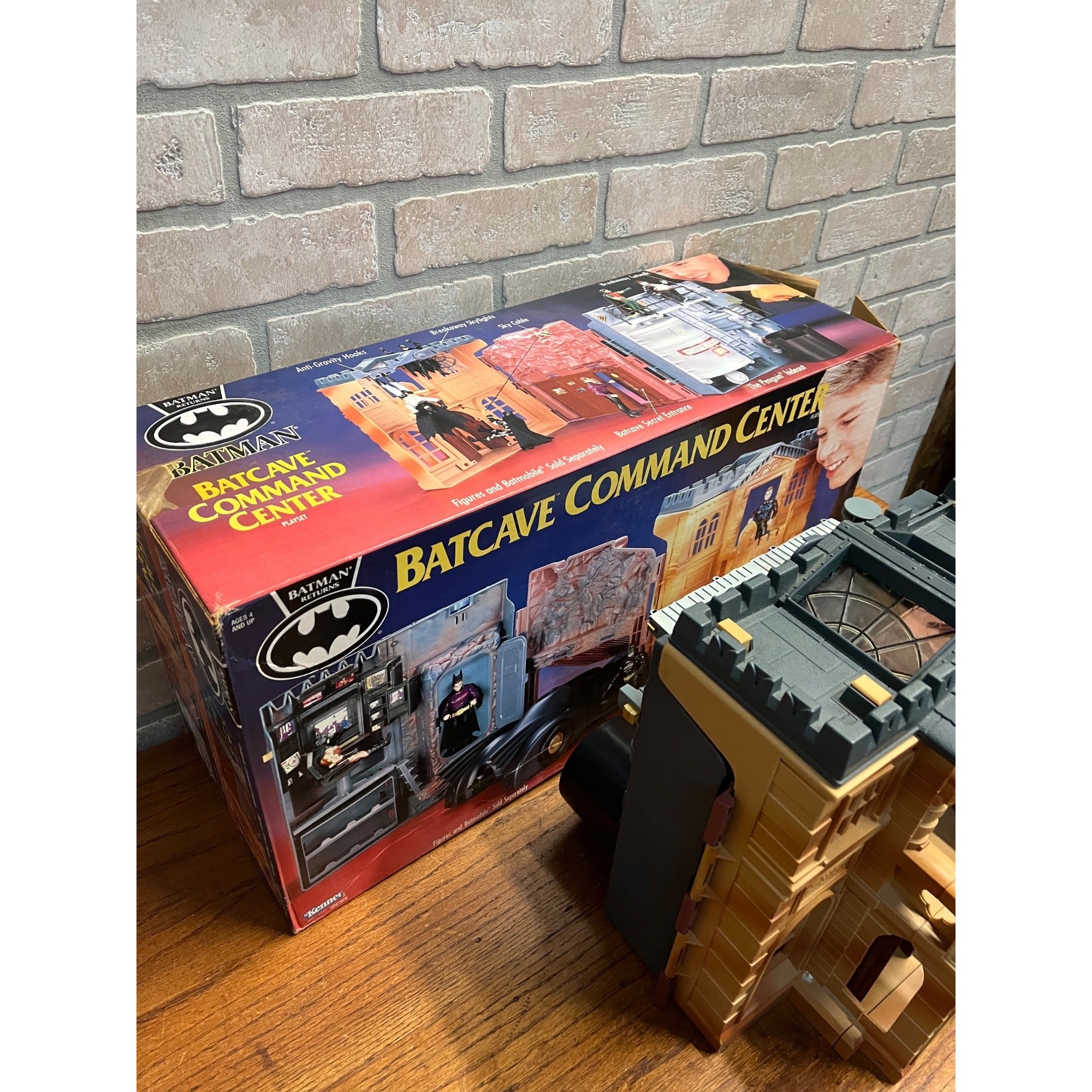 Vintage Kenner Batman Returns Batcave Command Center Playset with Box
