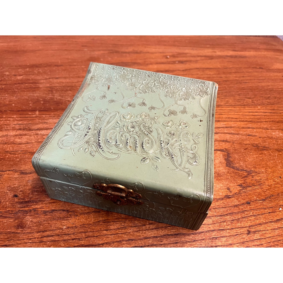 Antique Vintage Celluloid Hankies Dresser Box Light Green Handkerchiefs Victorian