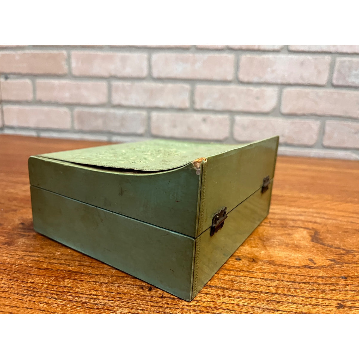 Antique Vintage Celluloid Hankies Dresser Box Light Green Handkerchiefs Victorian