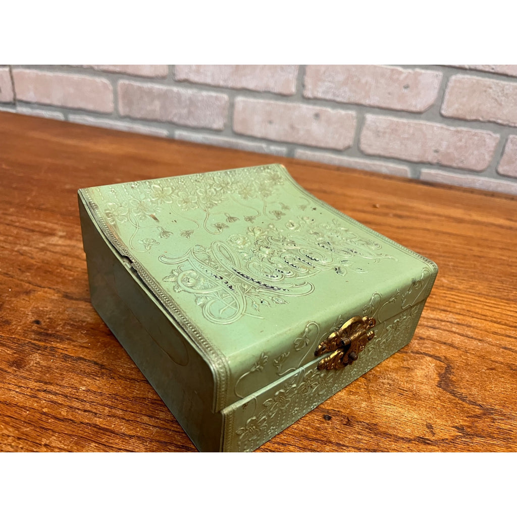 Antique Vintage Celluloid Hankies Dresser Box Light Green Handkerchiefs Victorian