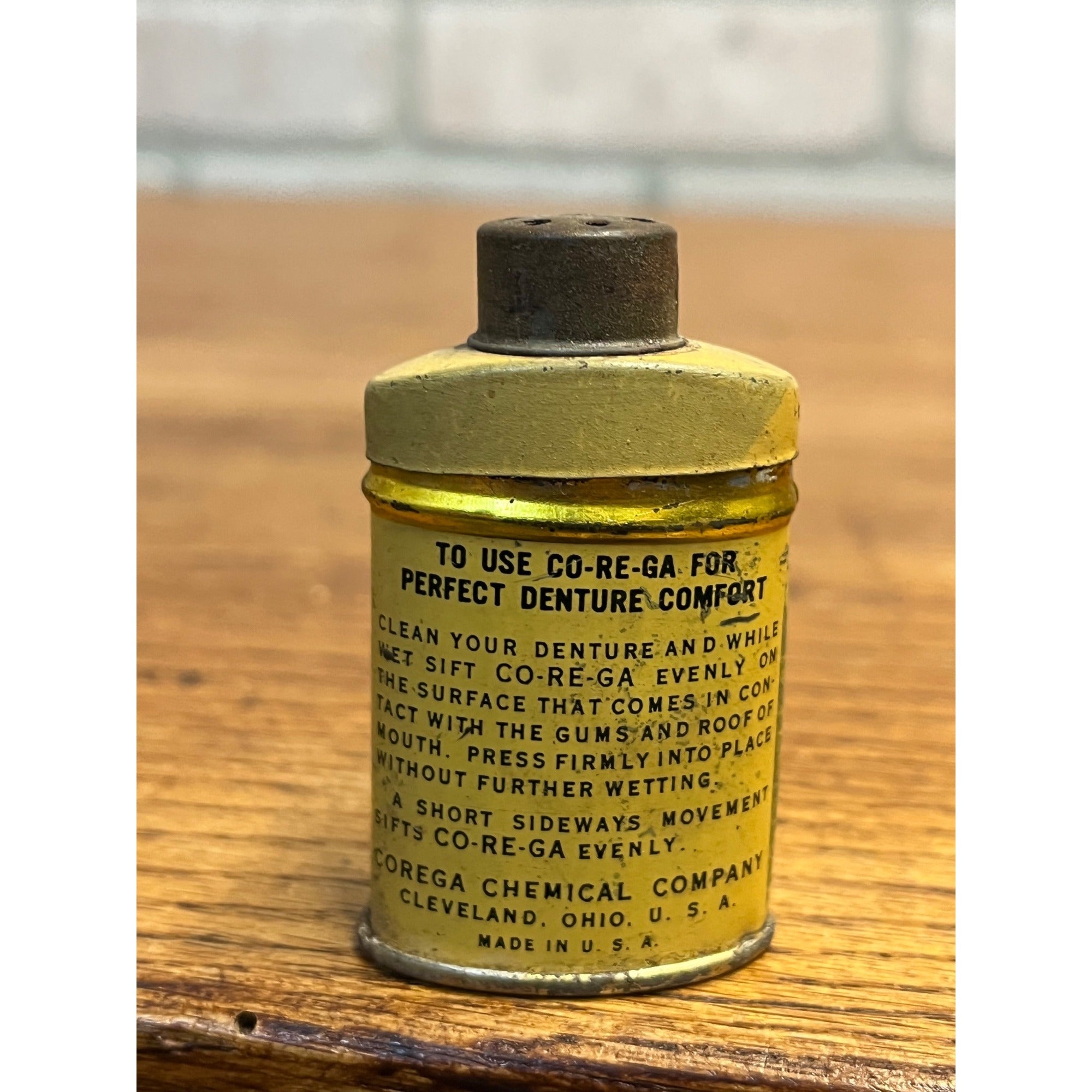 Antique Dental Wilson's CO-RE-GA Dental Adhesive Powder Free Sample Tin