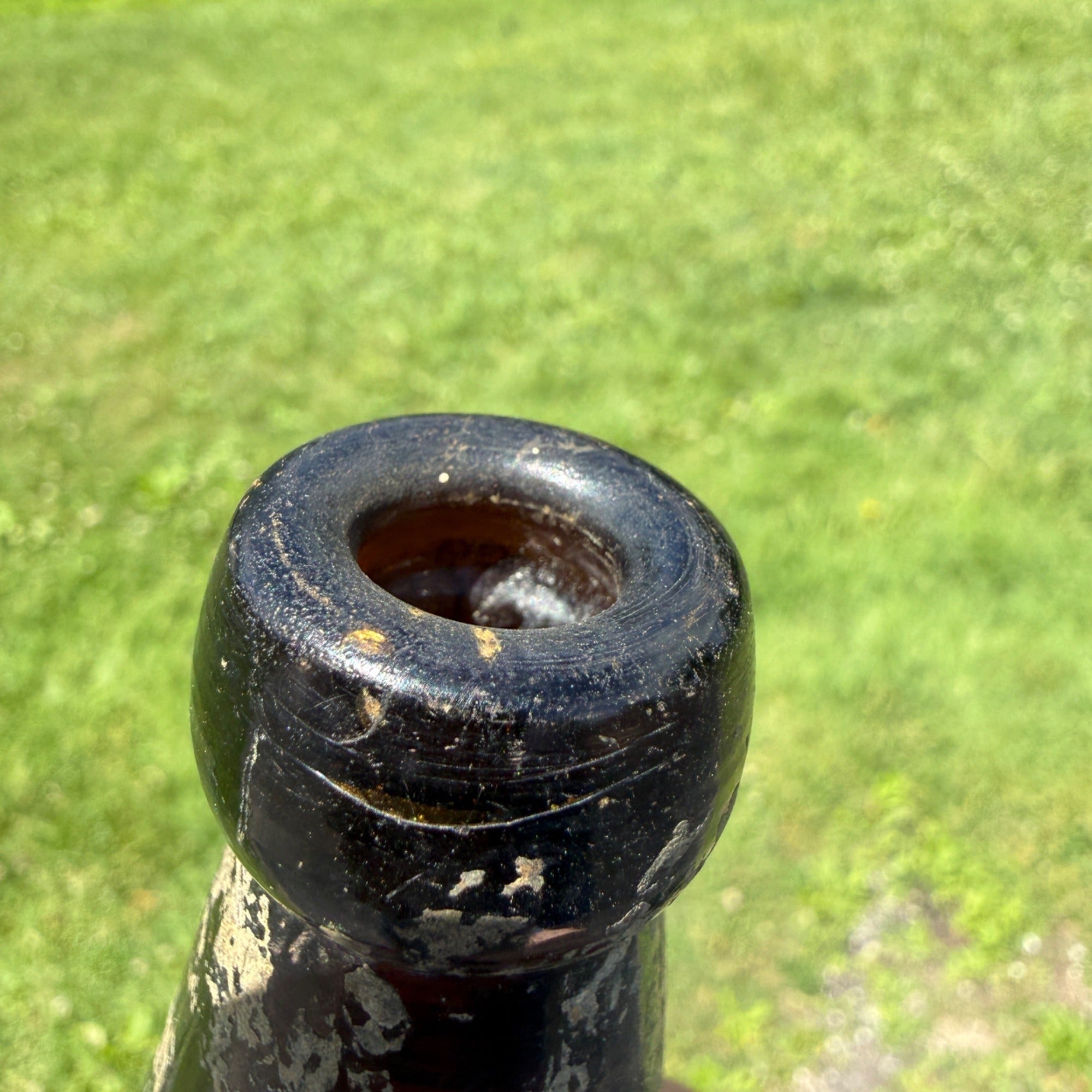 Schlitz Amber blob Top Beer Bottle With Schlitz Globe 12oz Wisconsin Wi Bold